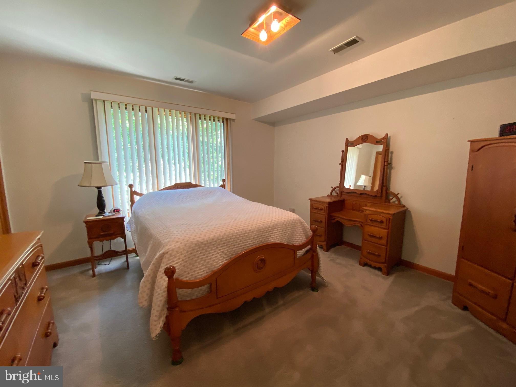 ST LEONARD SHORES - Residential