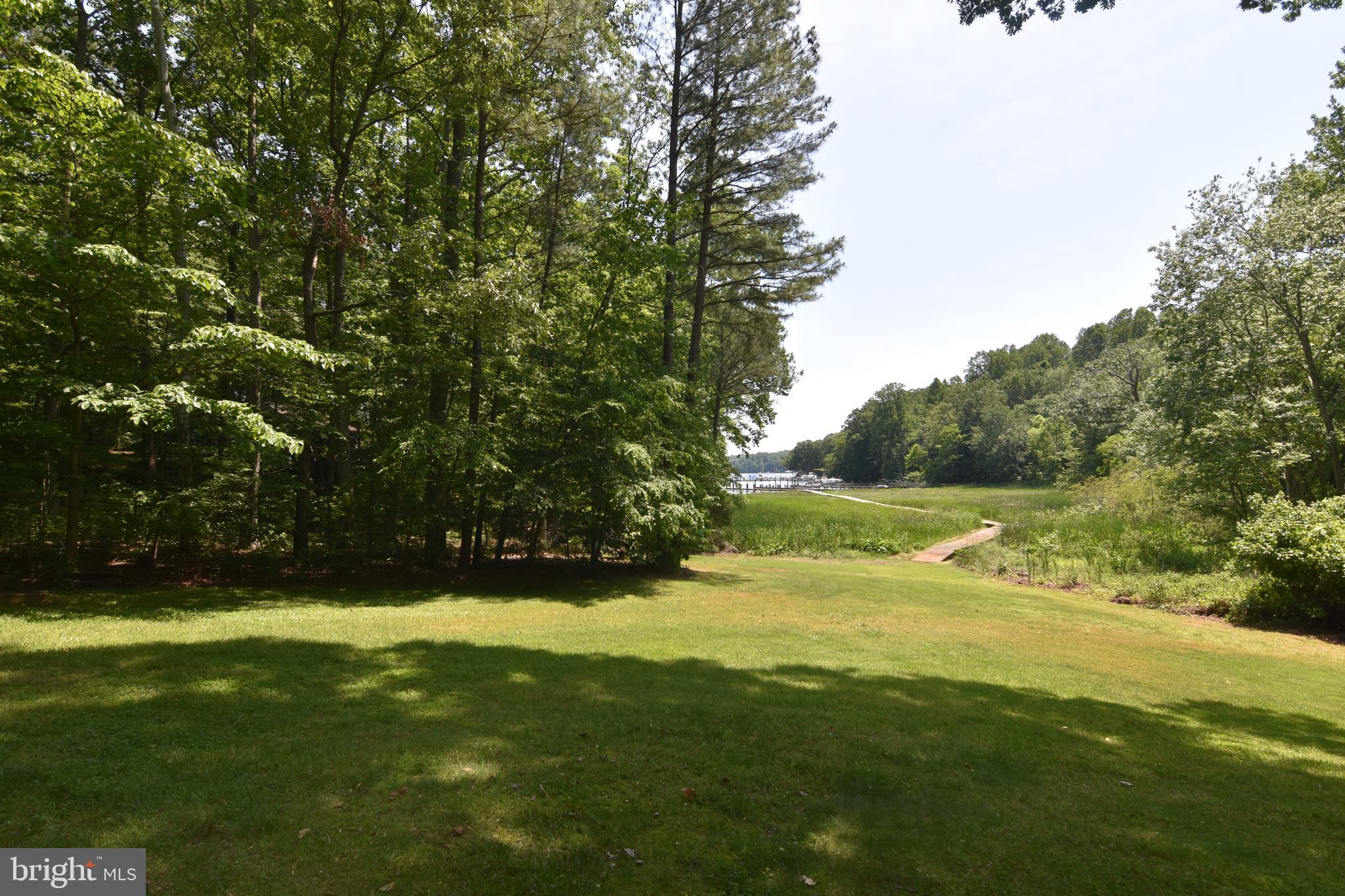 ST LEONARD SHORES - Residential