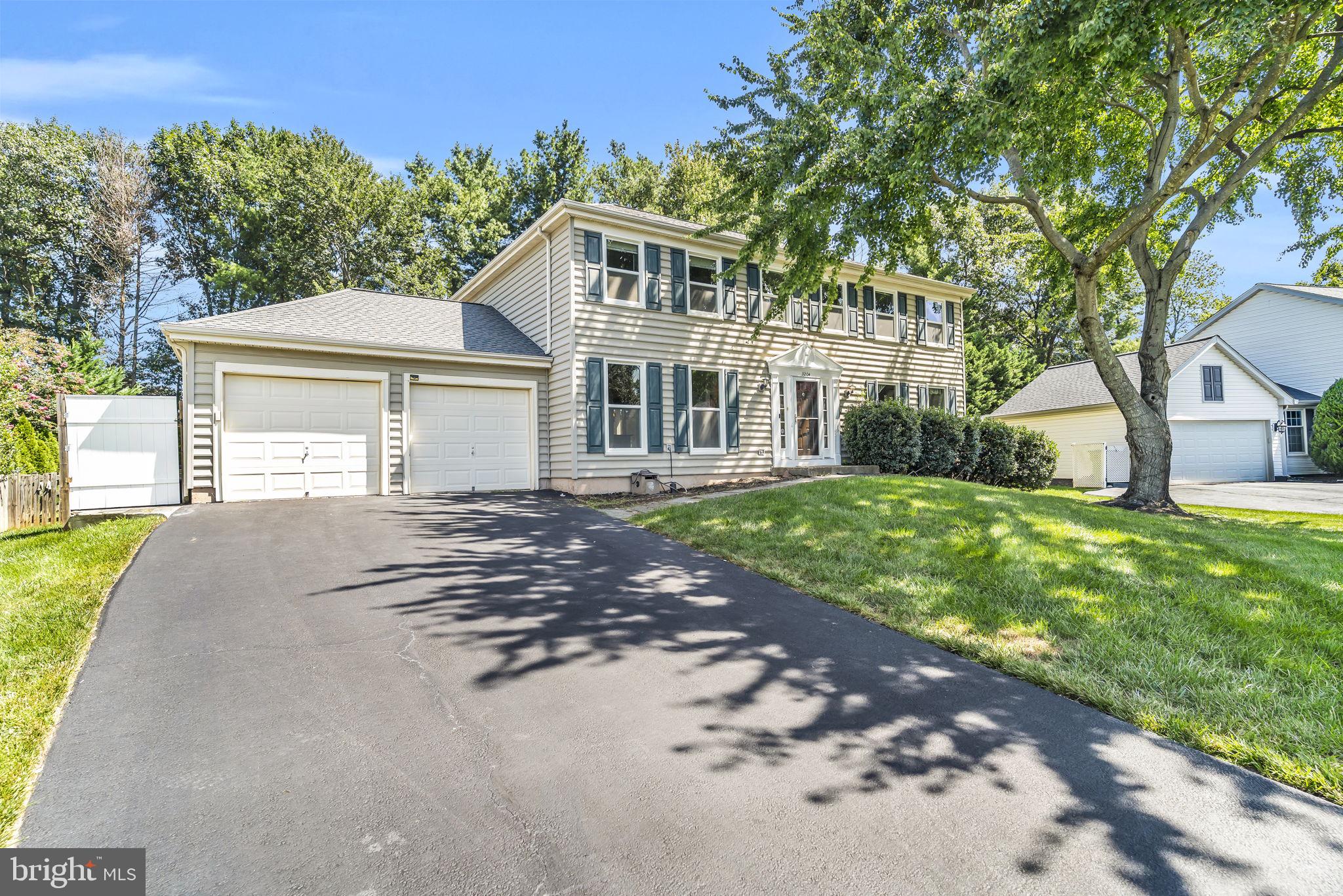 3204 LOCKGATE COURT