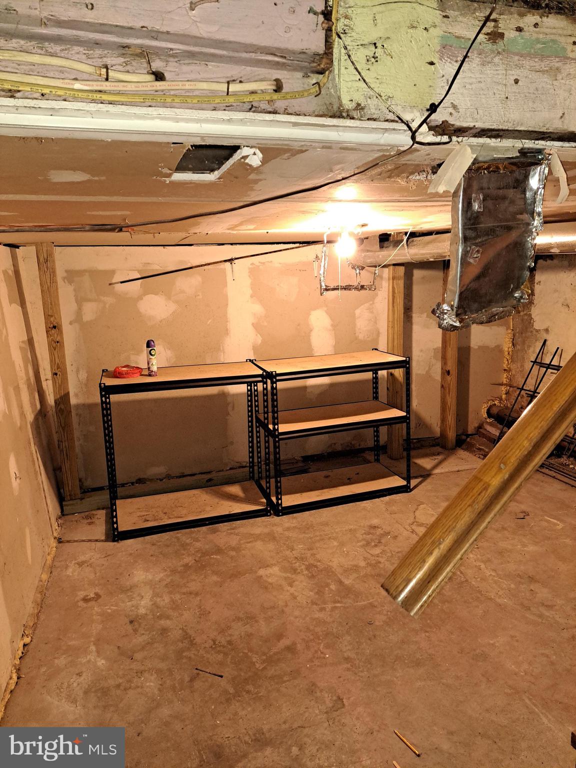 KENSINGTON - Residential Lease