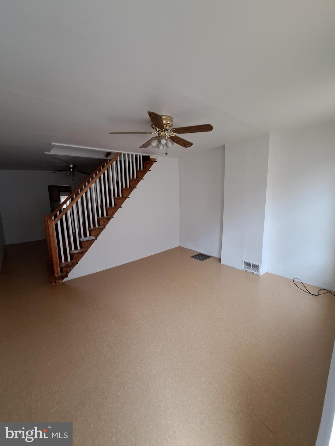 KENSINGTON - Residential Lease