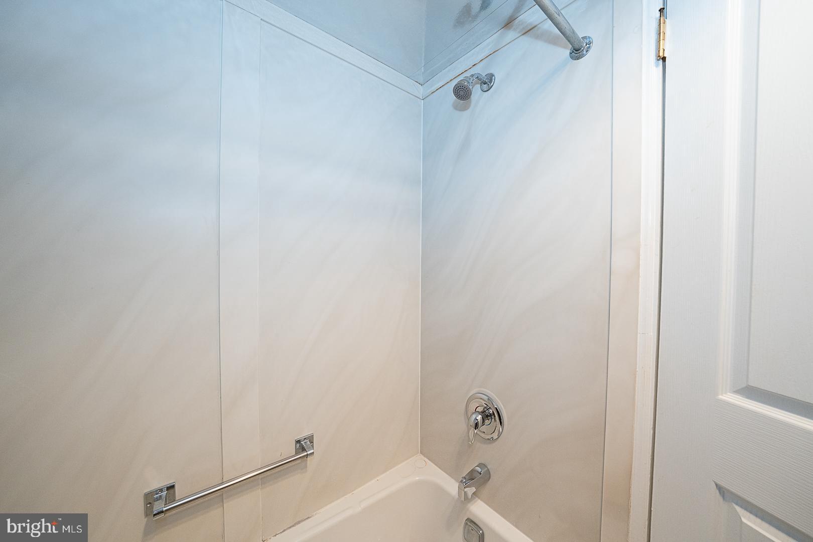 WYNNEWOOD - Residential