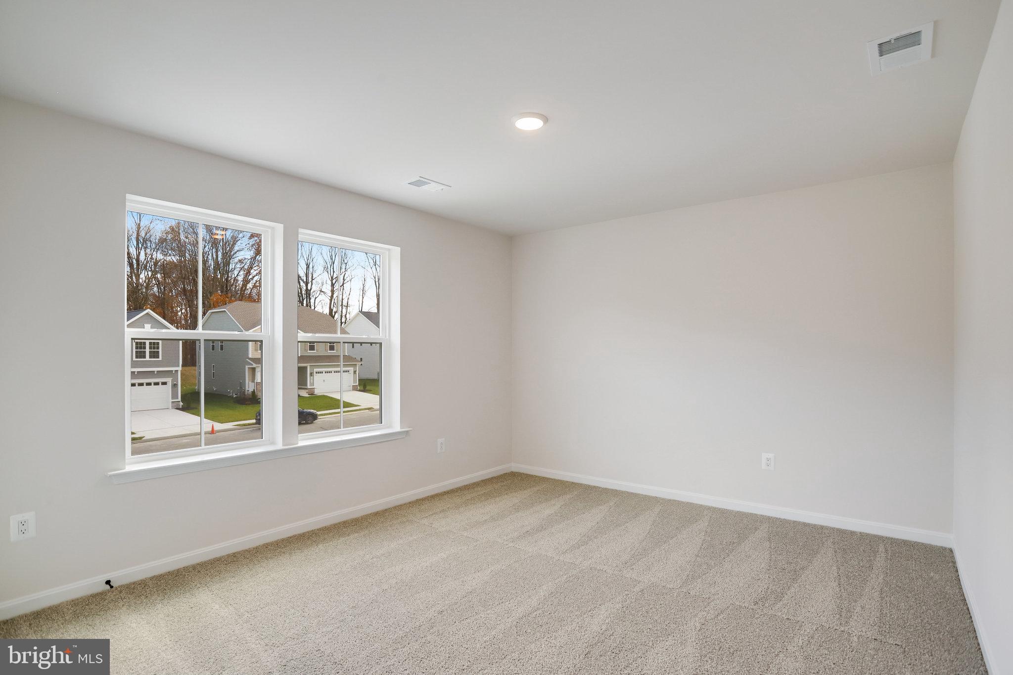 ROBERTS CROSSING - Residential