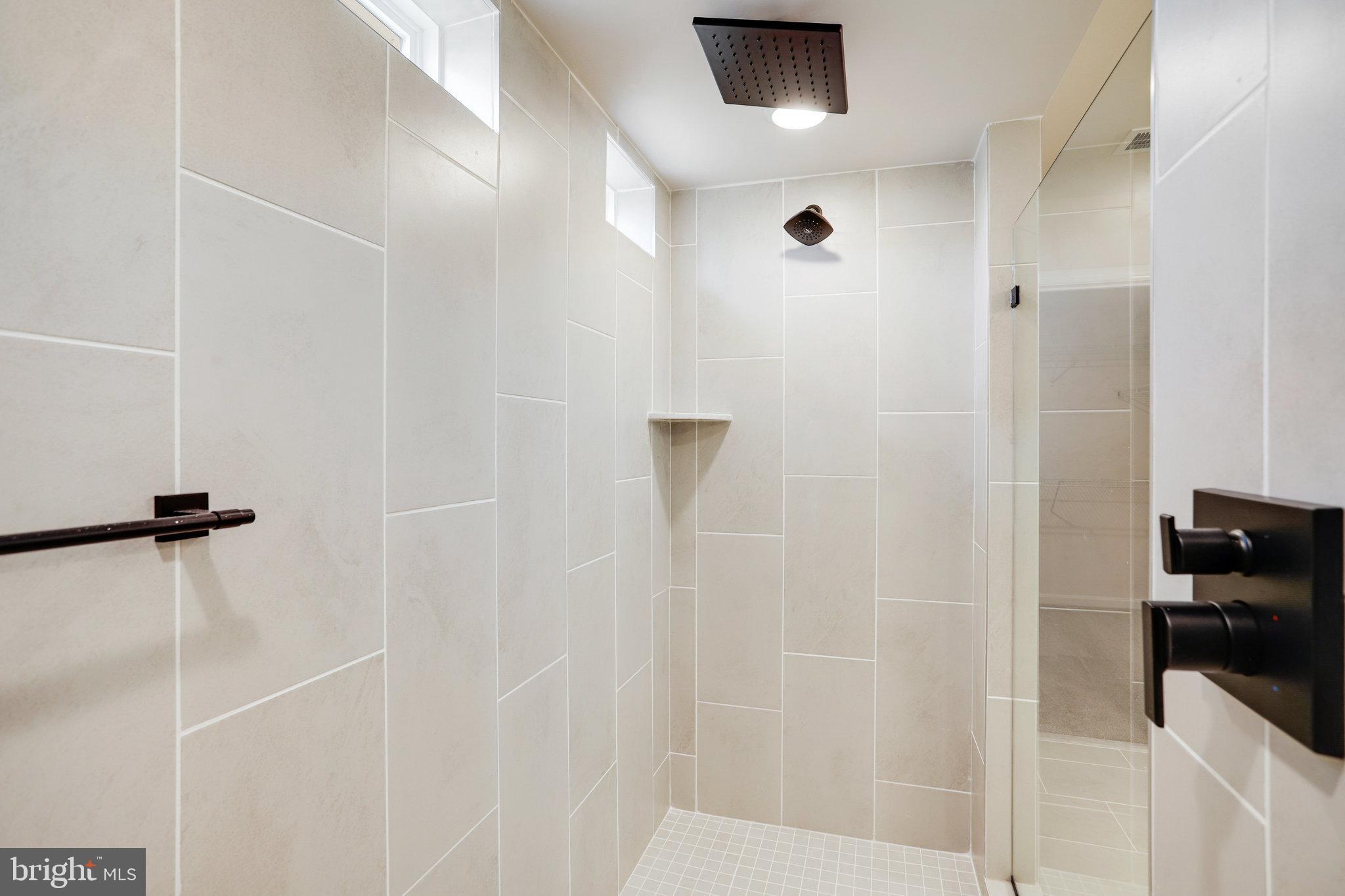 ROBERTS CROSSING - Residential