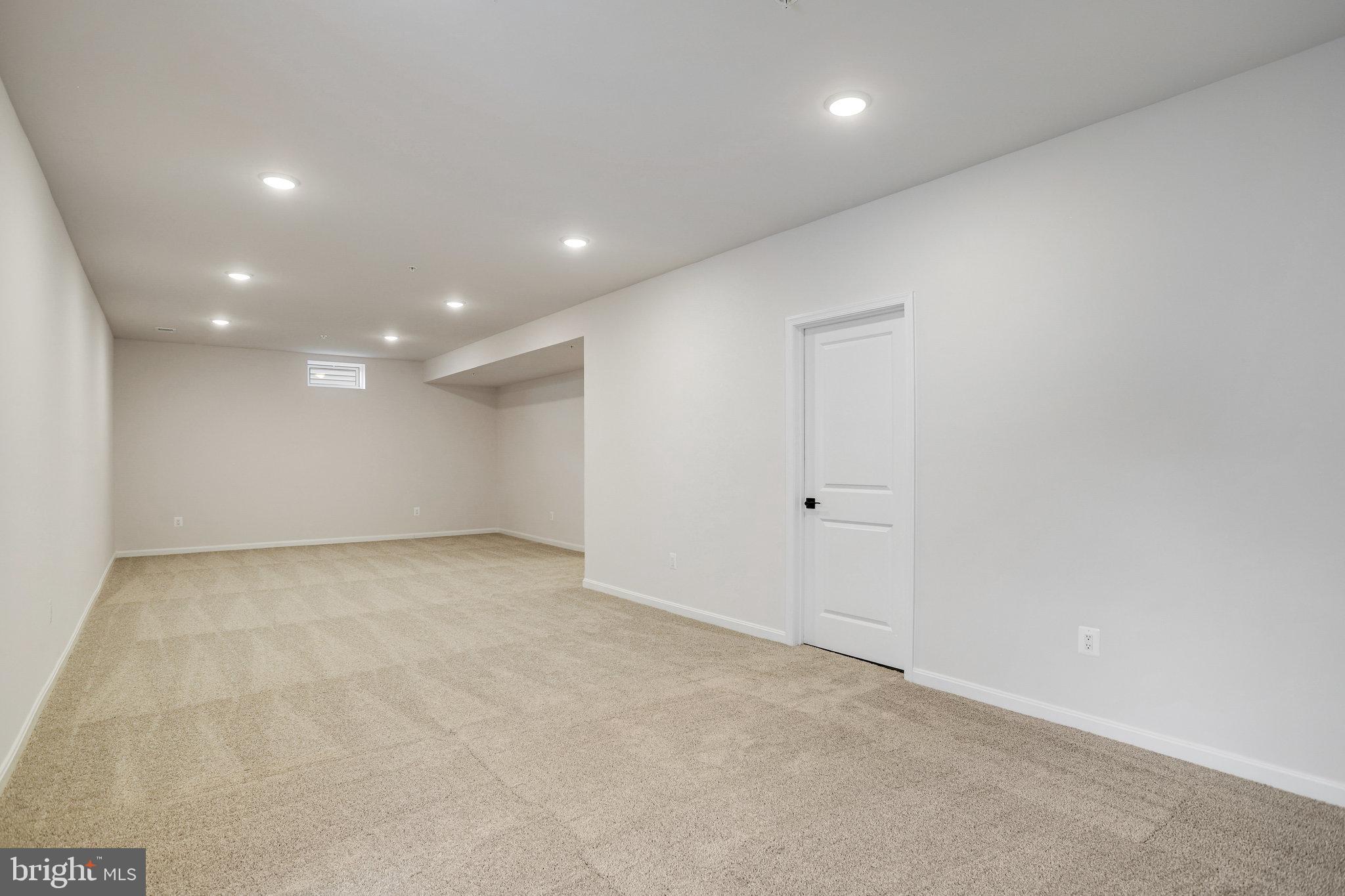 ROBERTS CROSSING - Residential