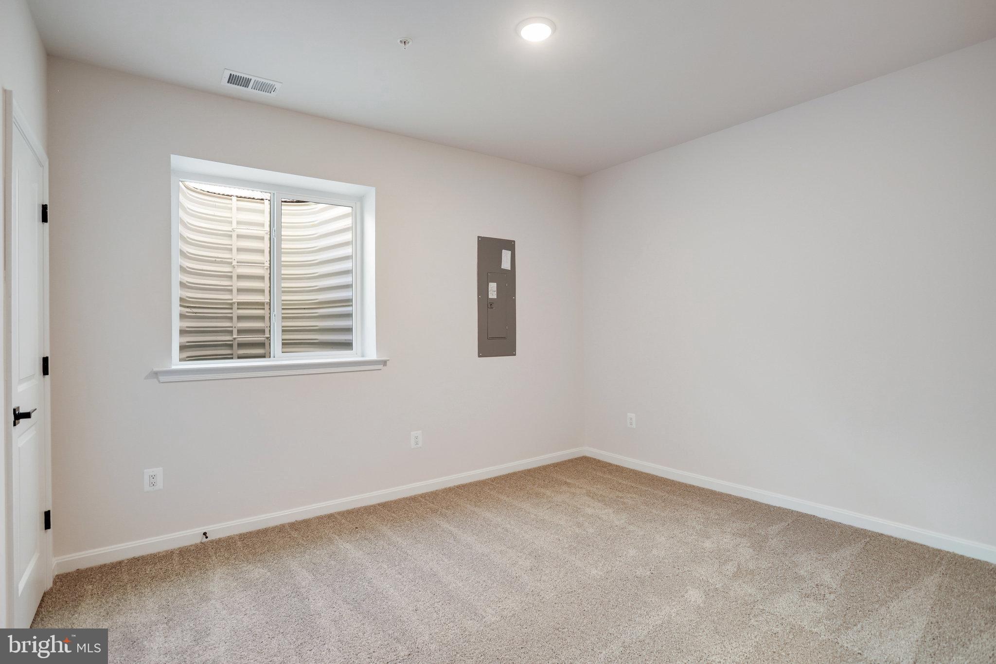 ROBERTS CROSSING - Residential