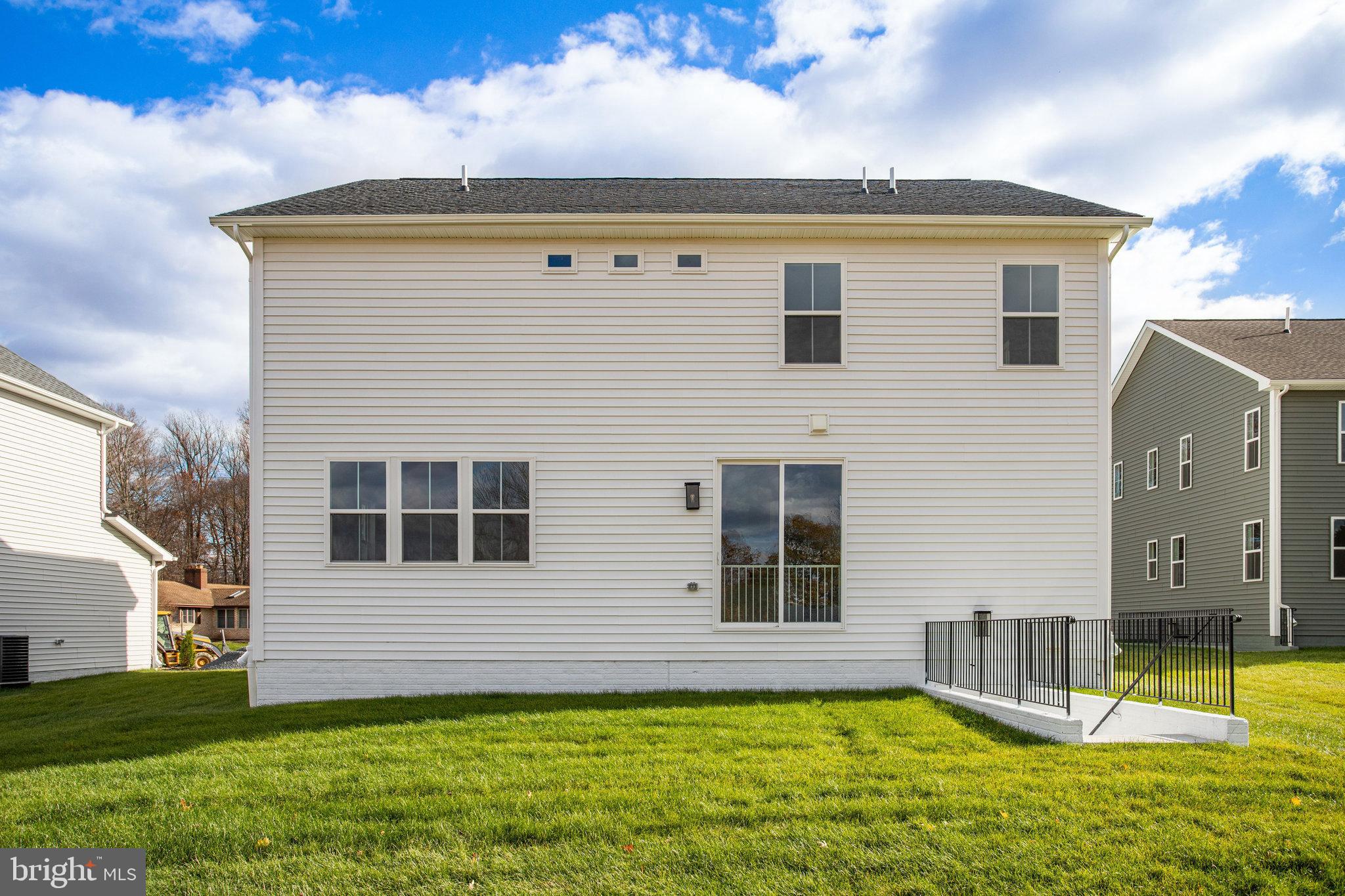 ROBERTS CROSSING - Residential