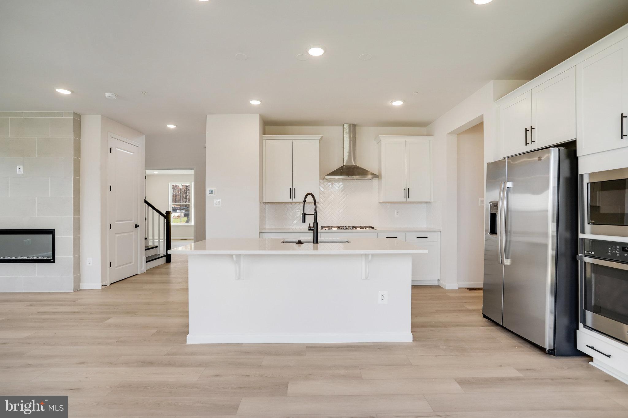 ROBERTS CROSSING - Residential