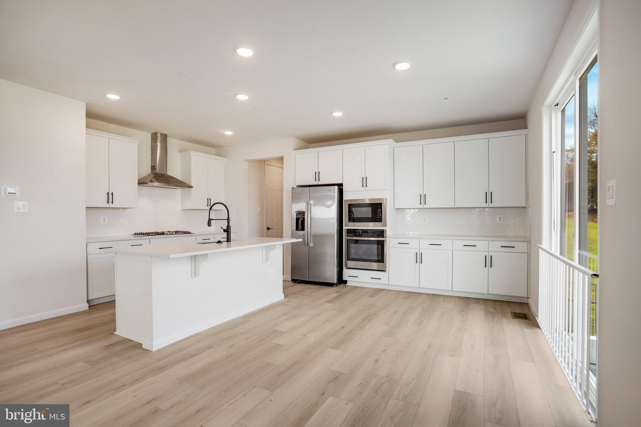 ROBERTS CROSSING - Residential