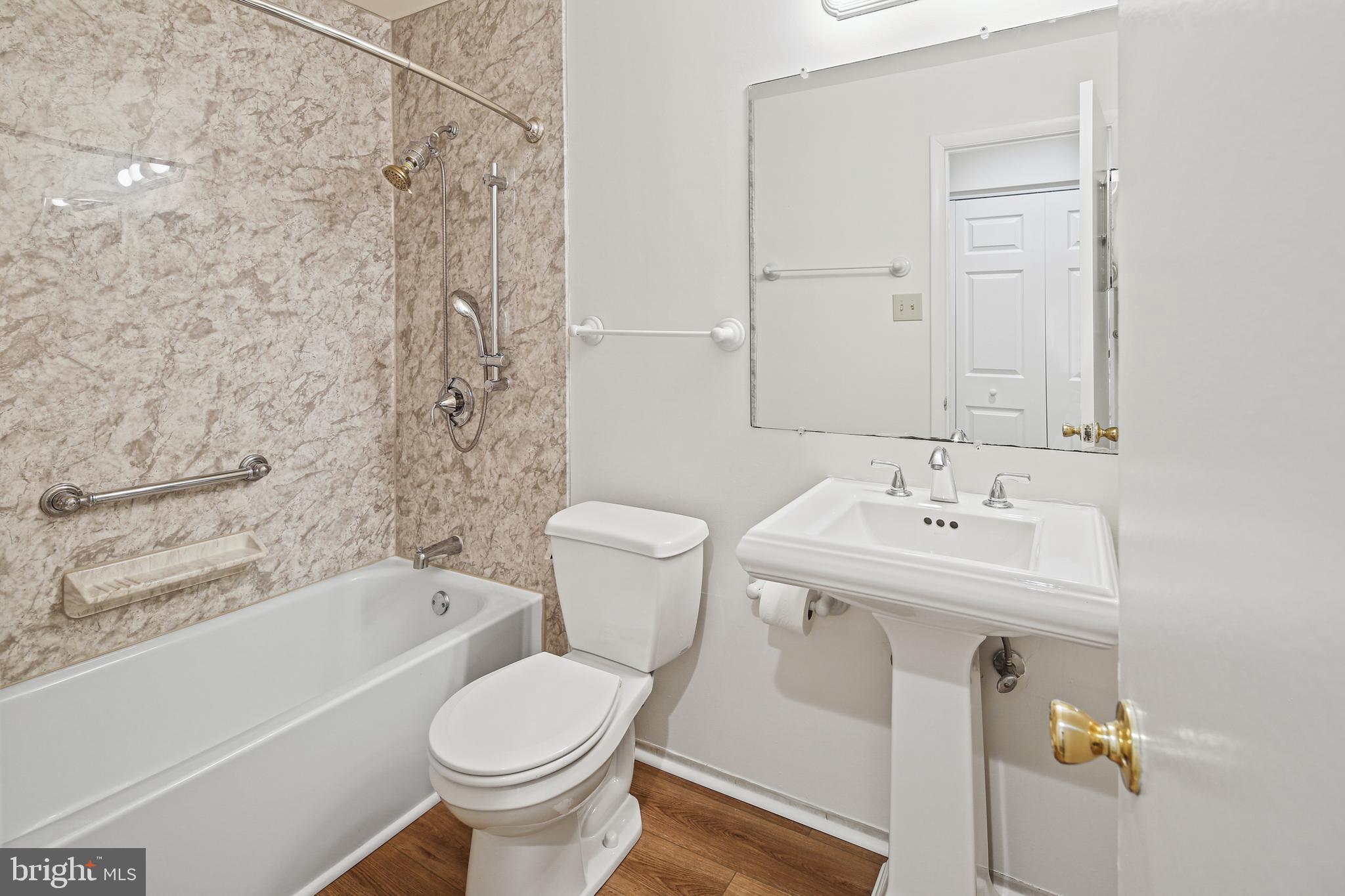 VILLAGE OF KINGS CONTRIVANCE - Residential