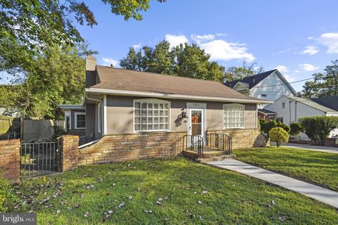 6816 ARLINGTON BOULEVARD FALLS CHURCH VA 22042