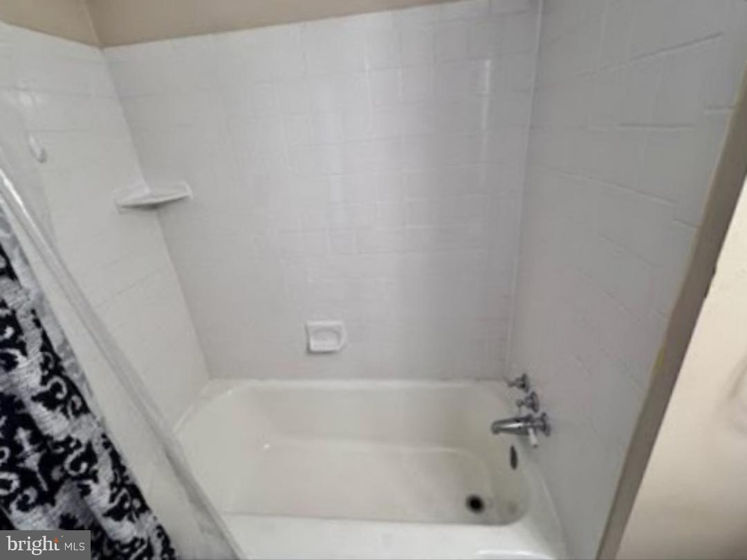 TOWN OF COLONIAL BEACH - Residential Lease