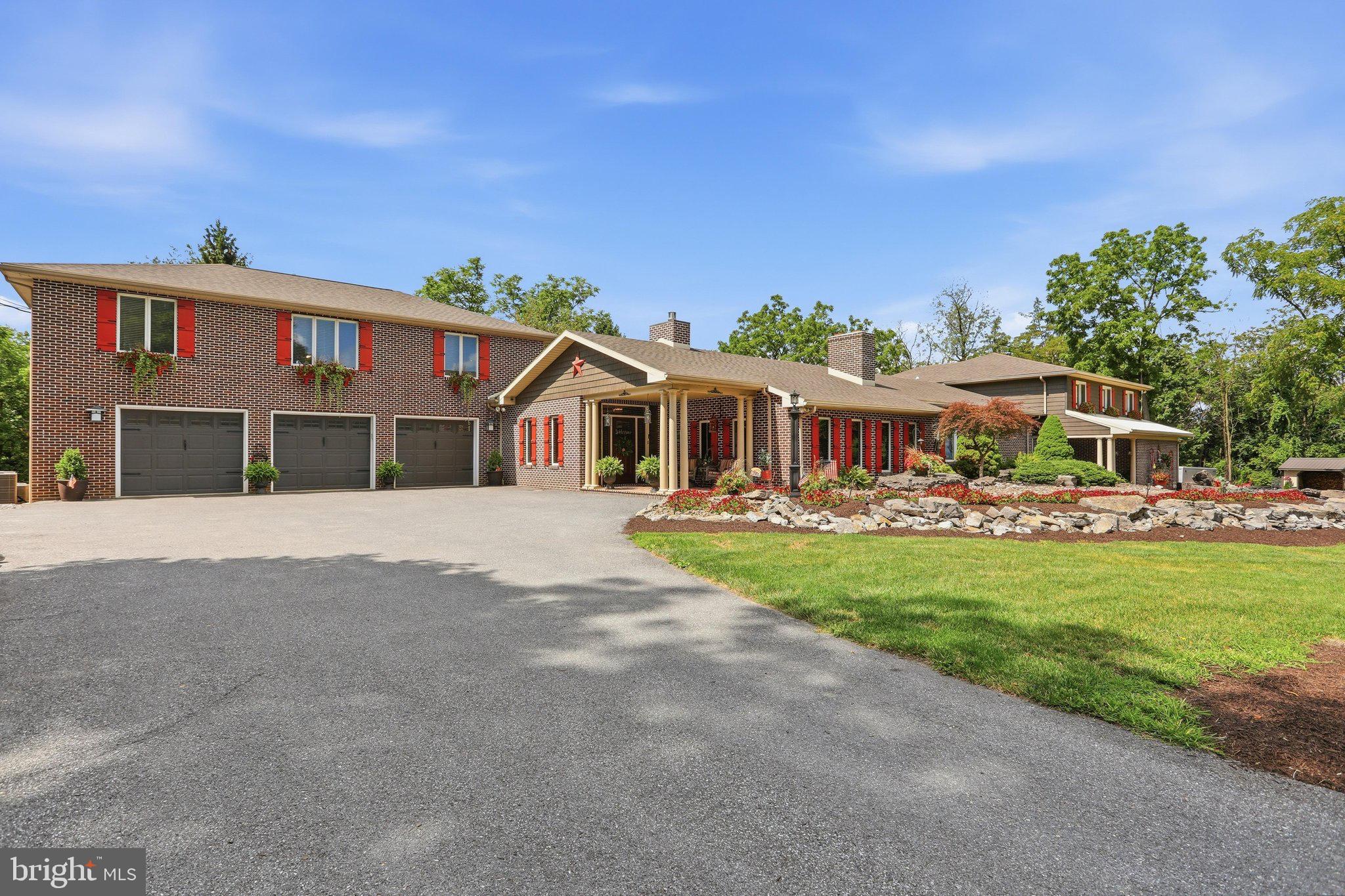 686 BOWMAN ROAD