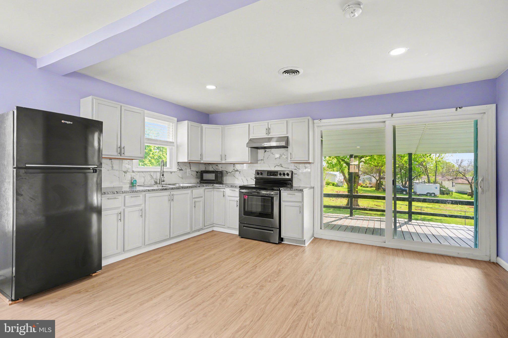 MOUNTAIN VIEW DEVELOPMENT - Residential