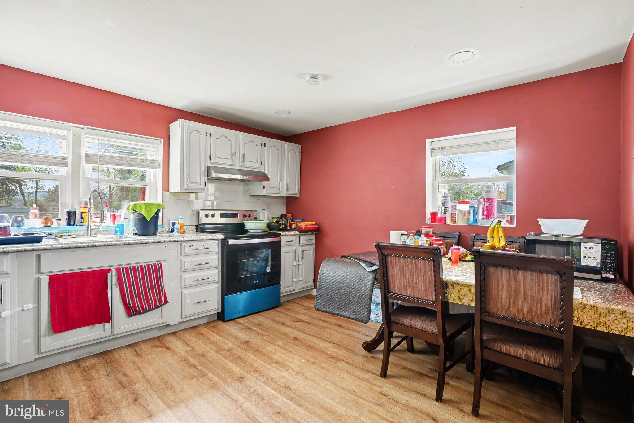 MOUNTAIN VIEW DEVELOPMENT - Residential