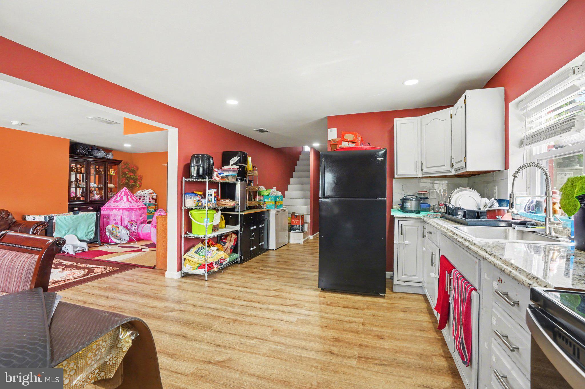 MOUNTAIN VIEW DEVELOPMENT - Residential