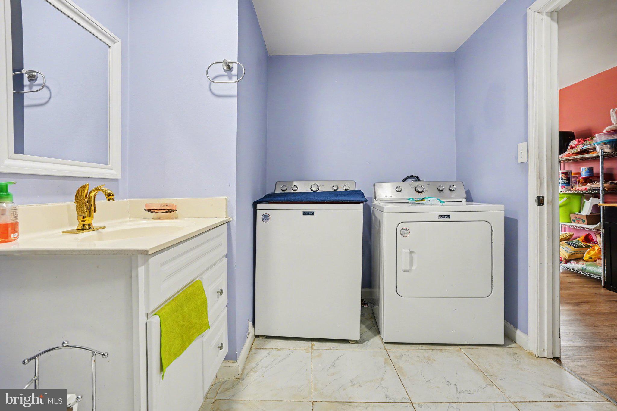 MOUNTAIN VIEW DEVELOPMENT - Residential