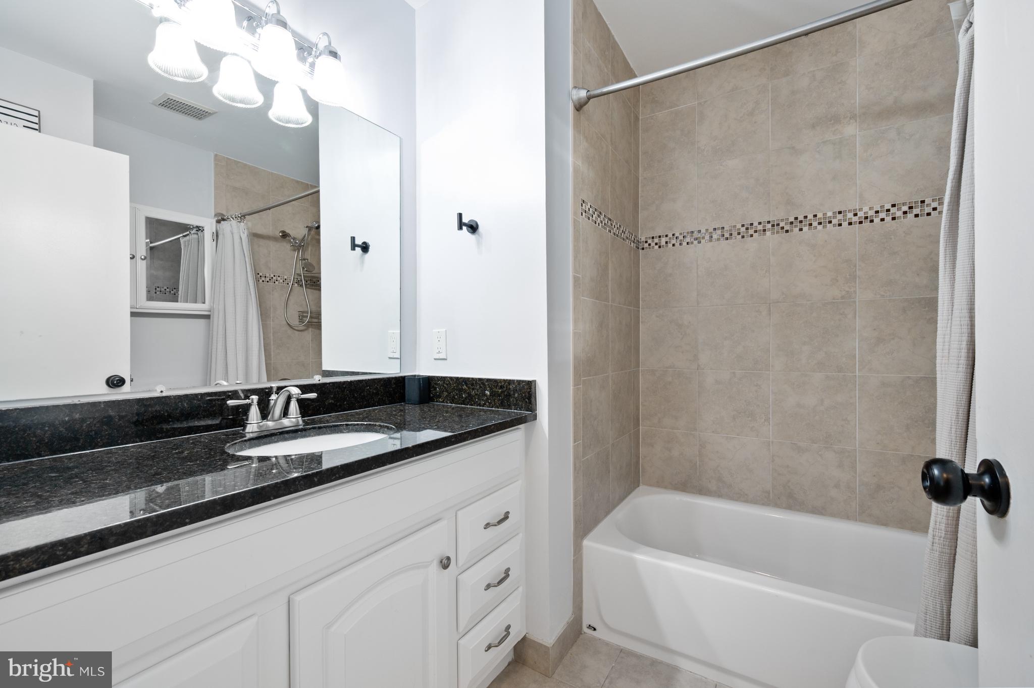 NEWPORT - Residential