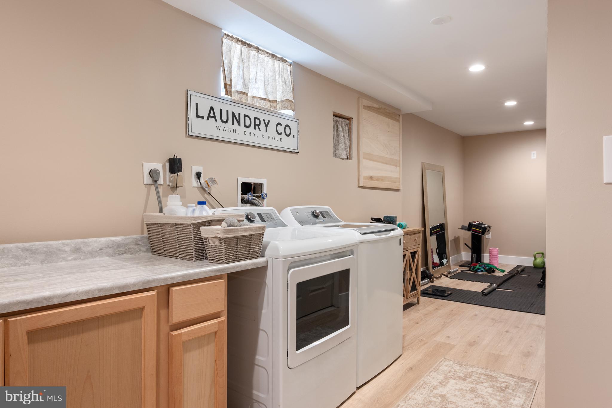 NEWPORT - Residential