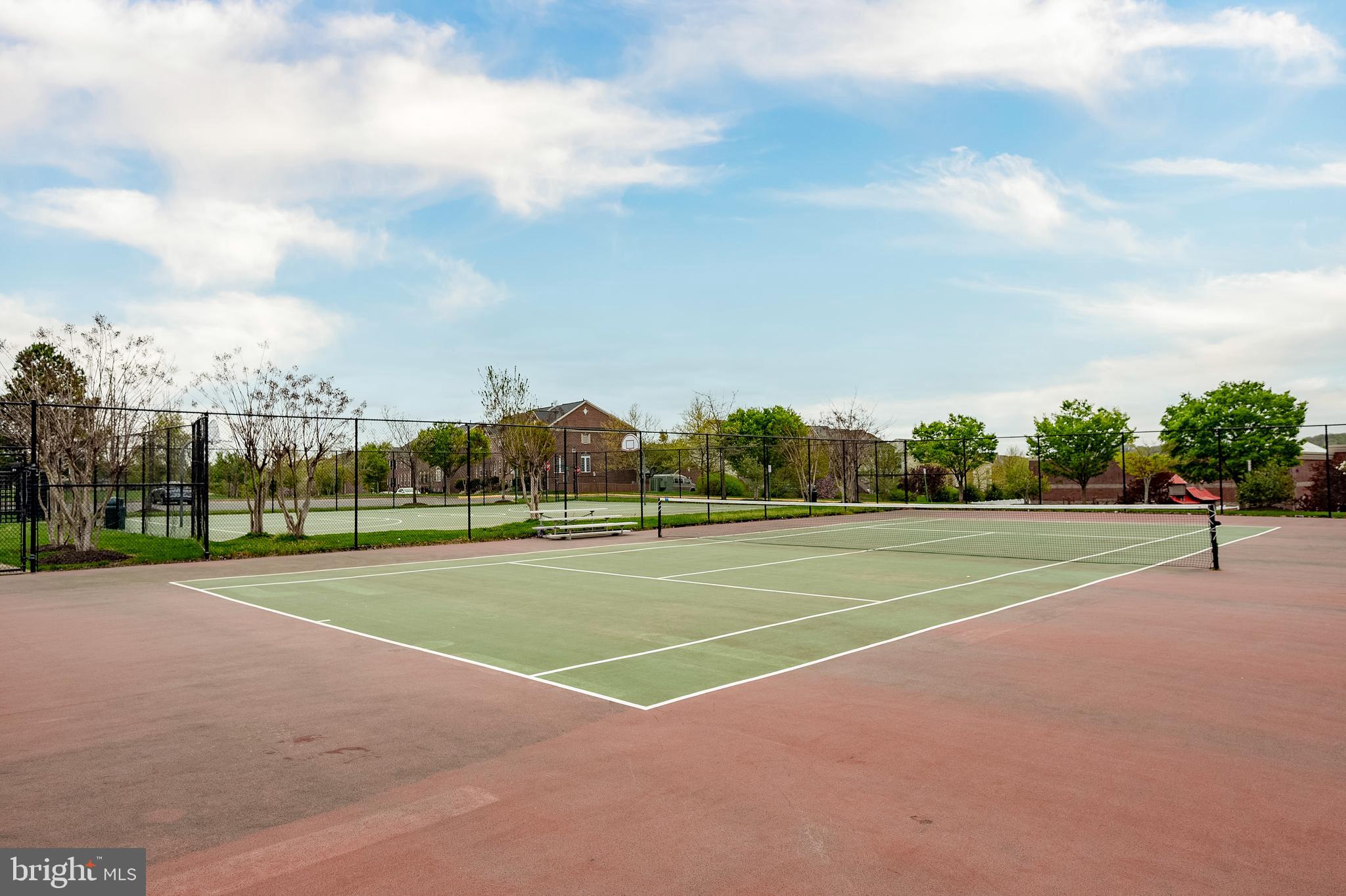 NEWPORT - Residential