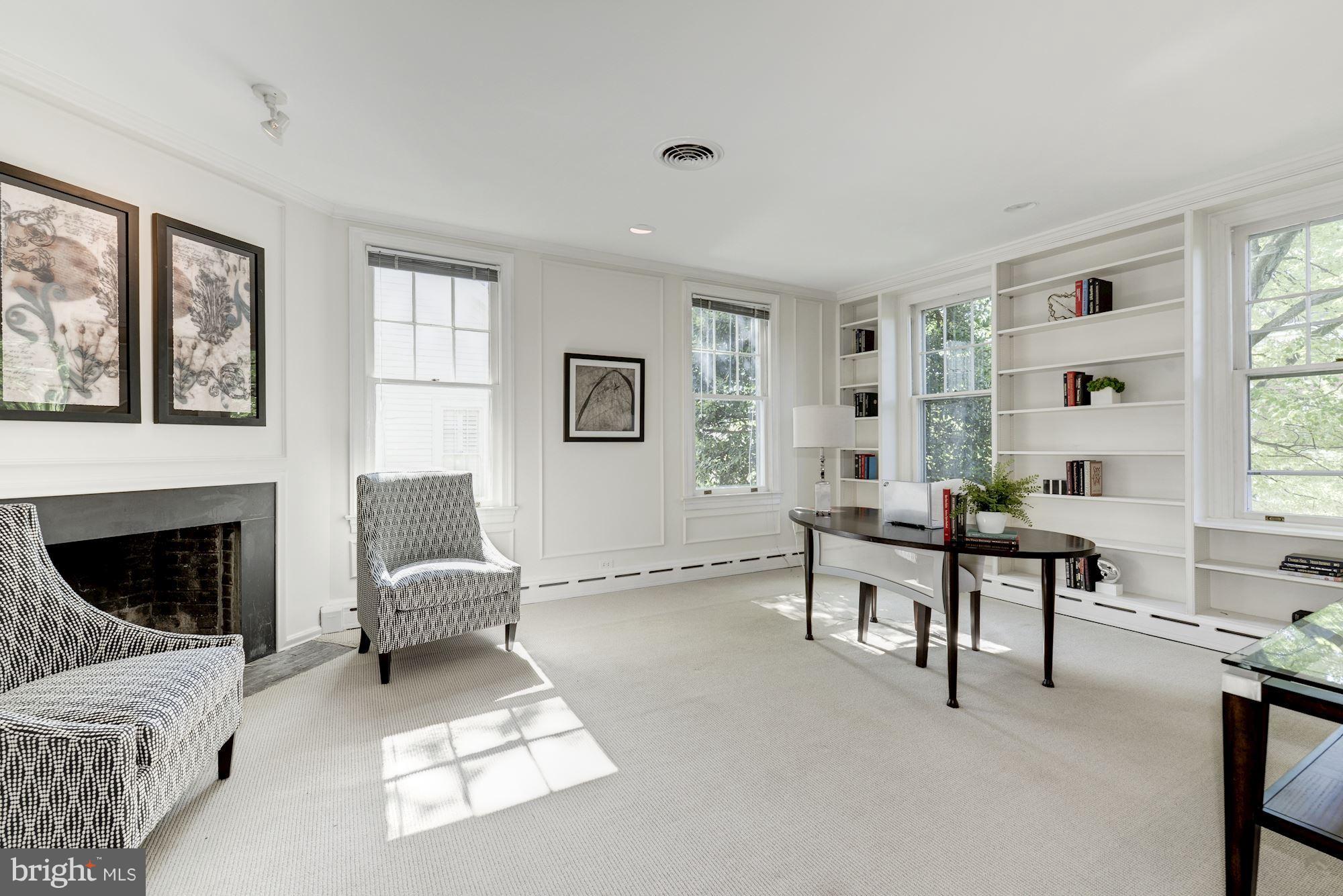 GEORGETOWN - Residential