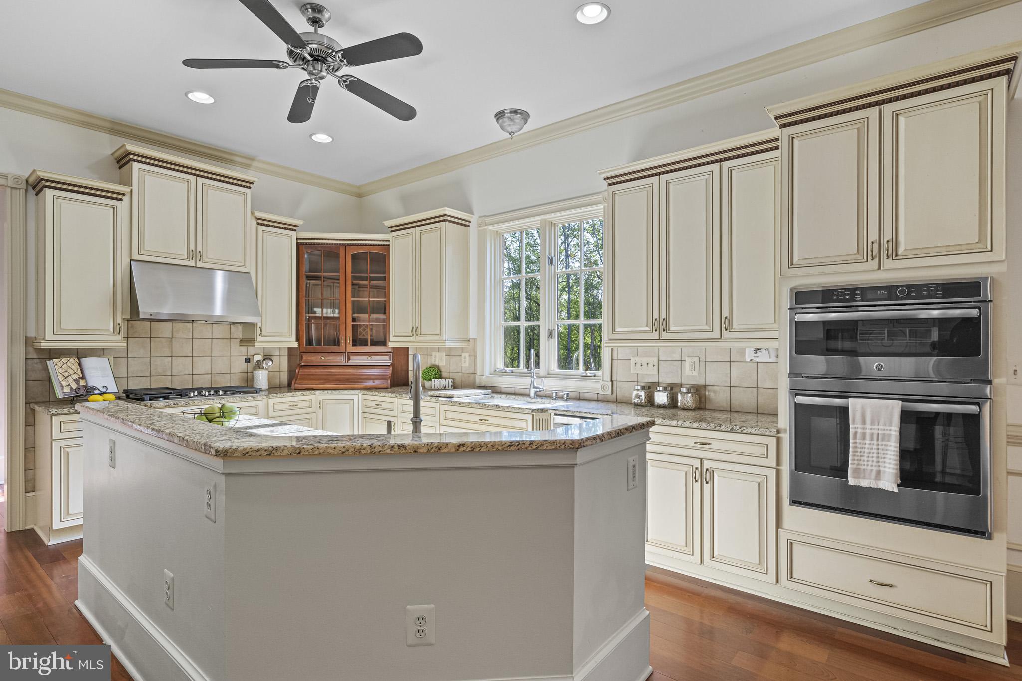 SOUTHPORT LANDING - Residential