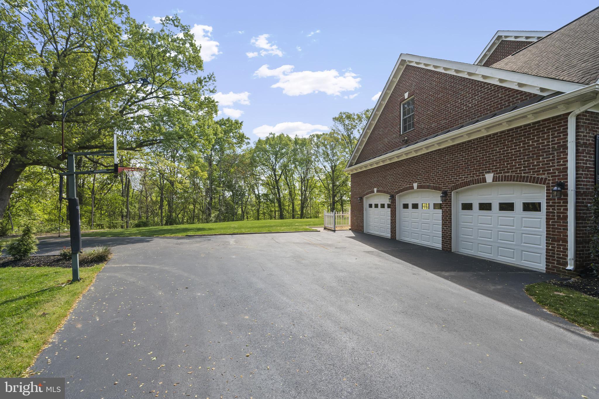 SOUTHPORT LANDING - Residential