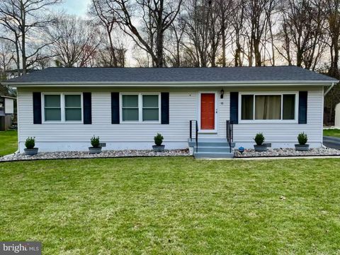 Photo of 15 Willow Lane, LA PLATA, MD 20646 (MLS # MDCH2054148)