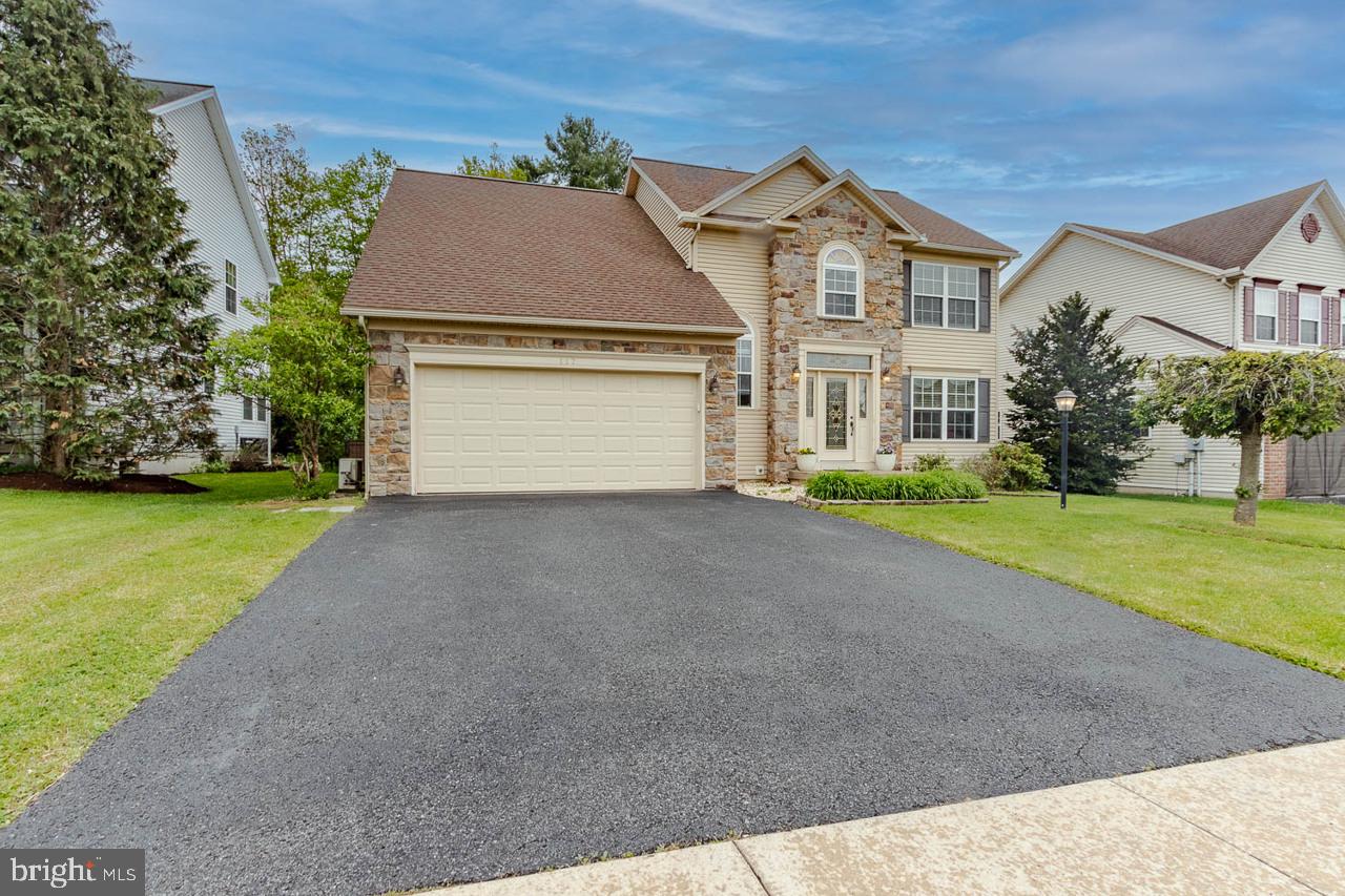 BRYNWOOD - Residential