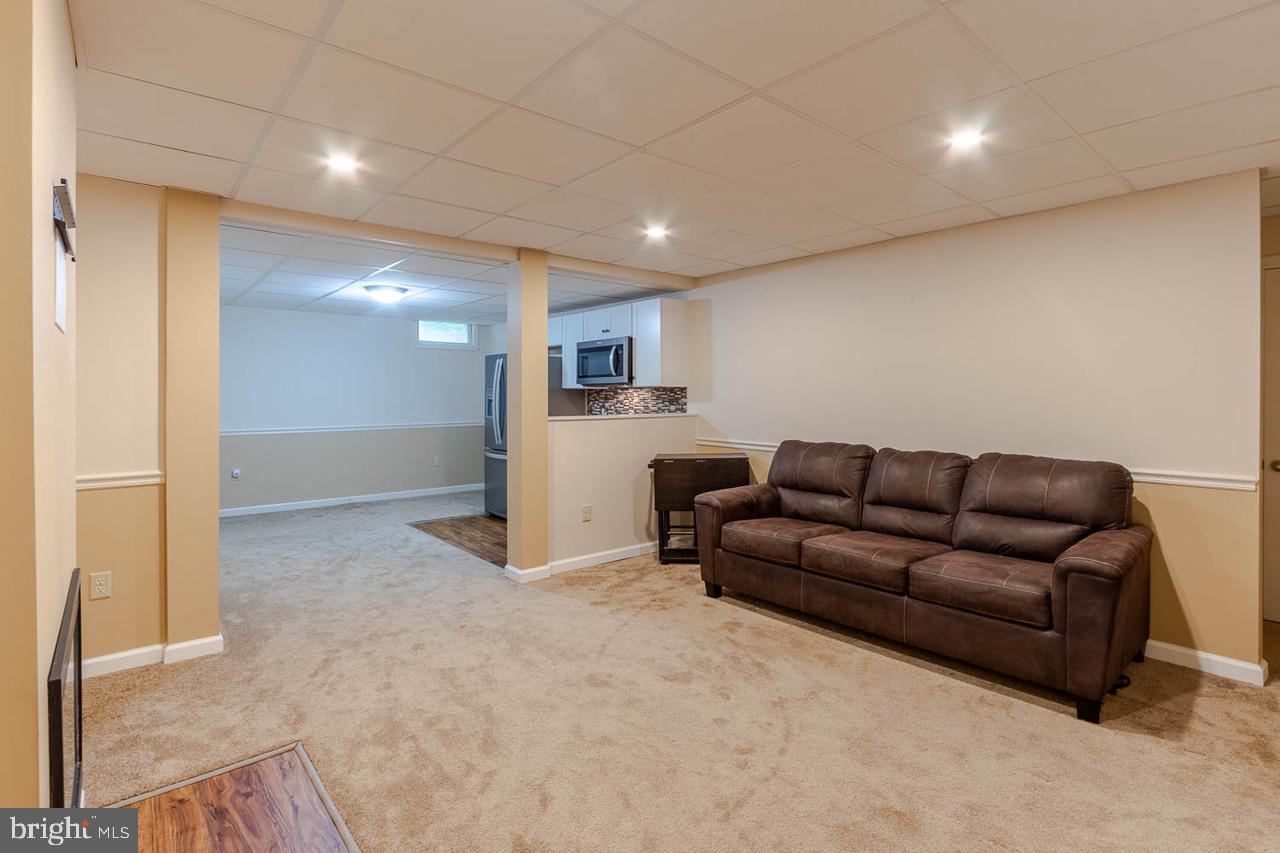BRYNWOOD - Residential
