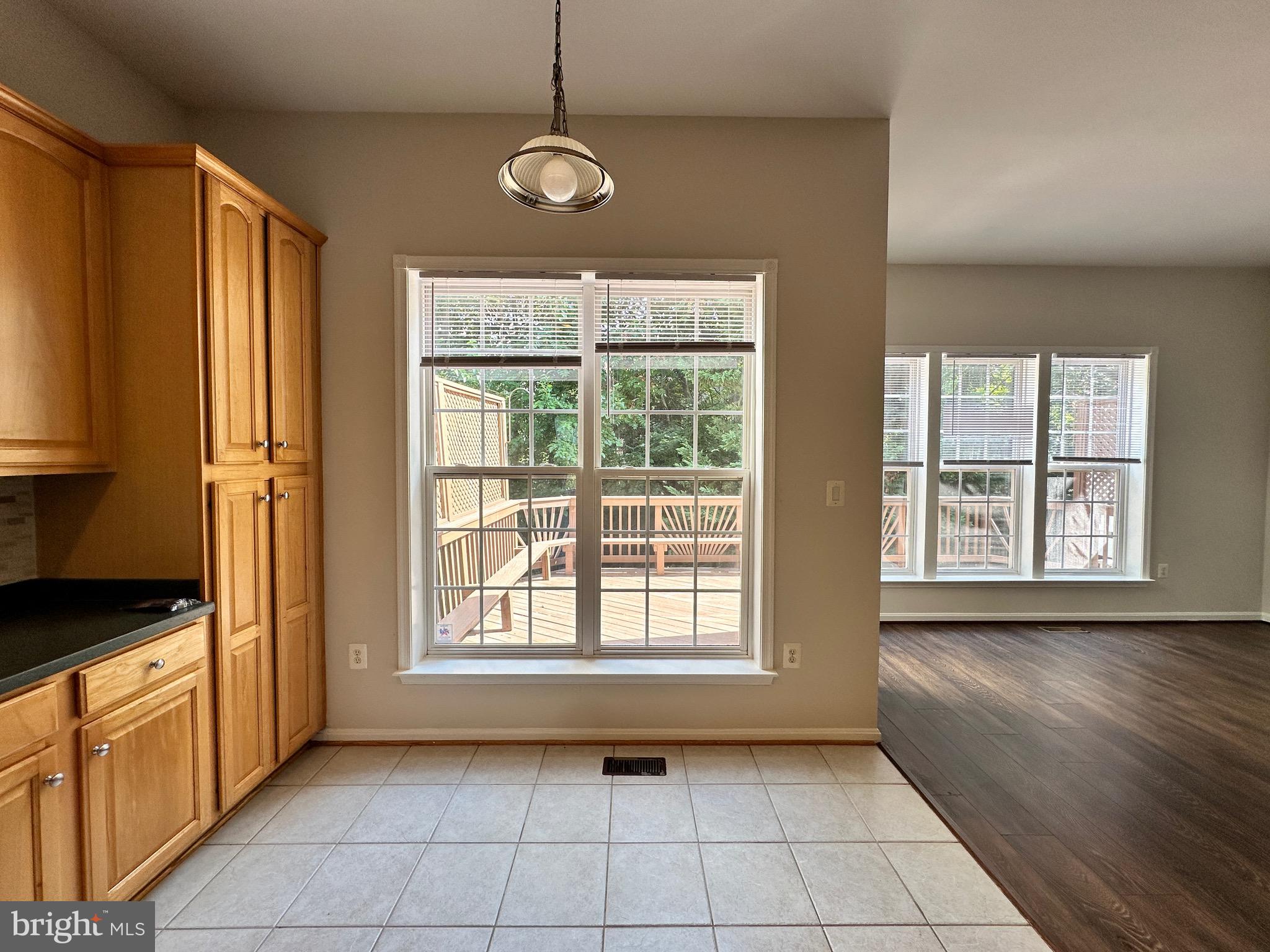 GREAT OAK - Residential Lease