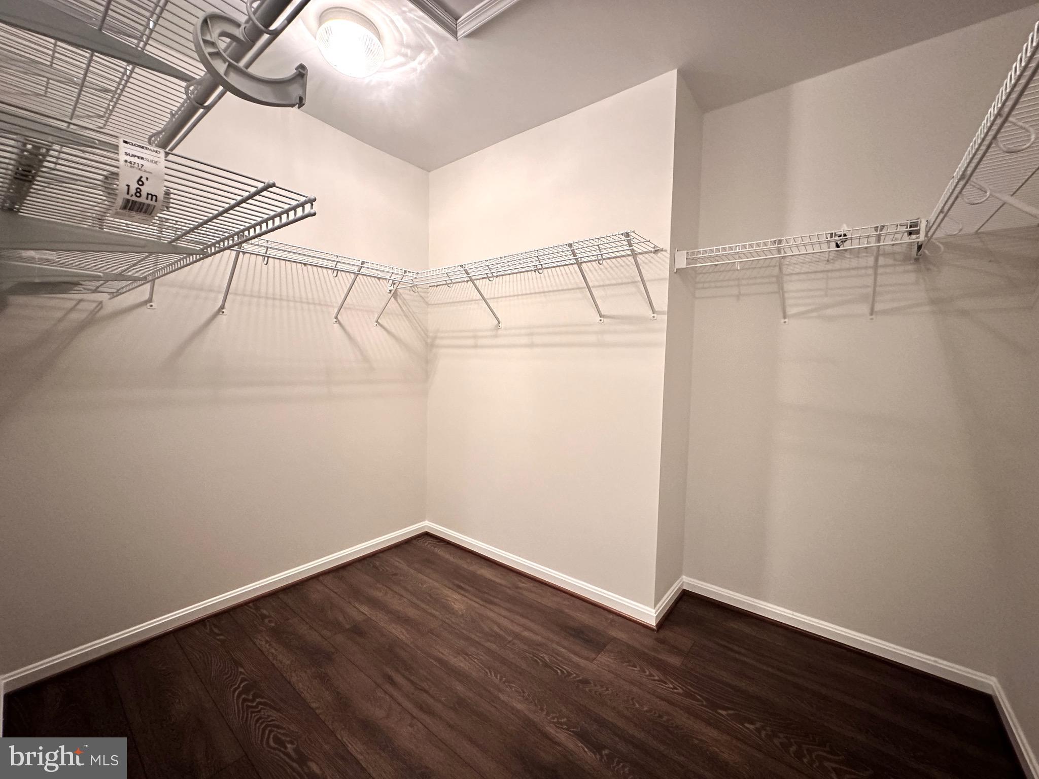 GREAT OAK - Residential Lease