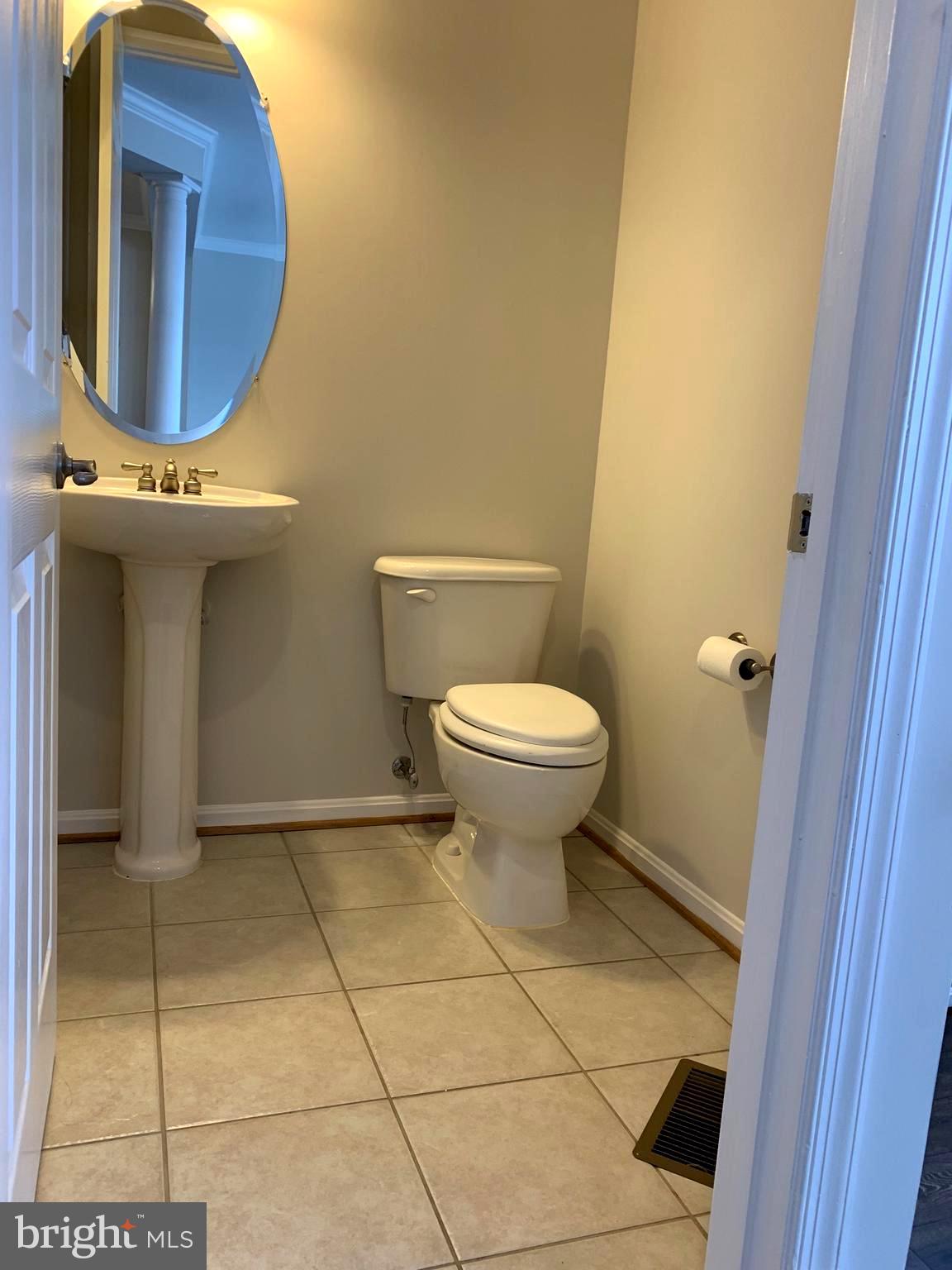 GREAT OAK - Residential Lease