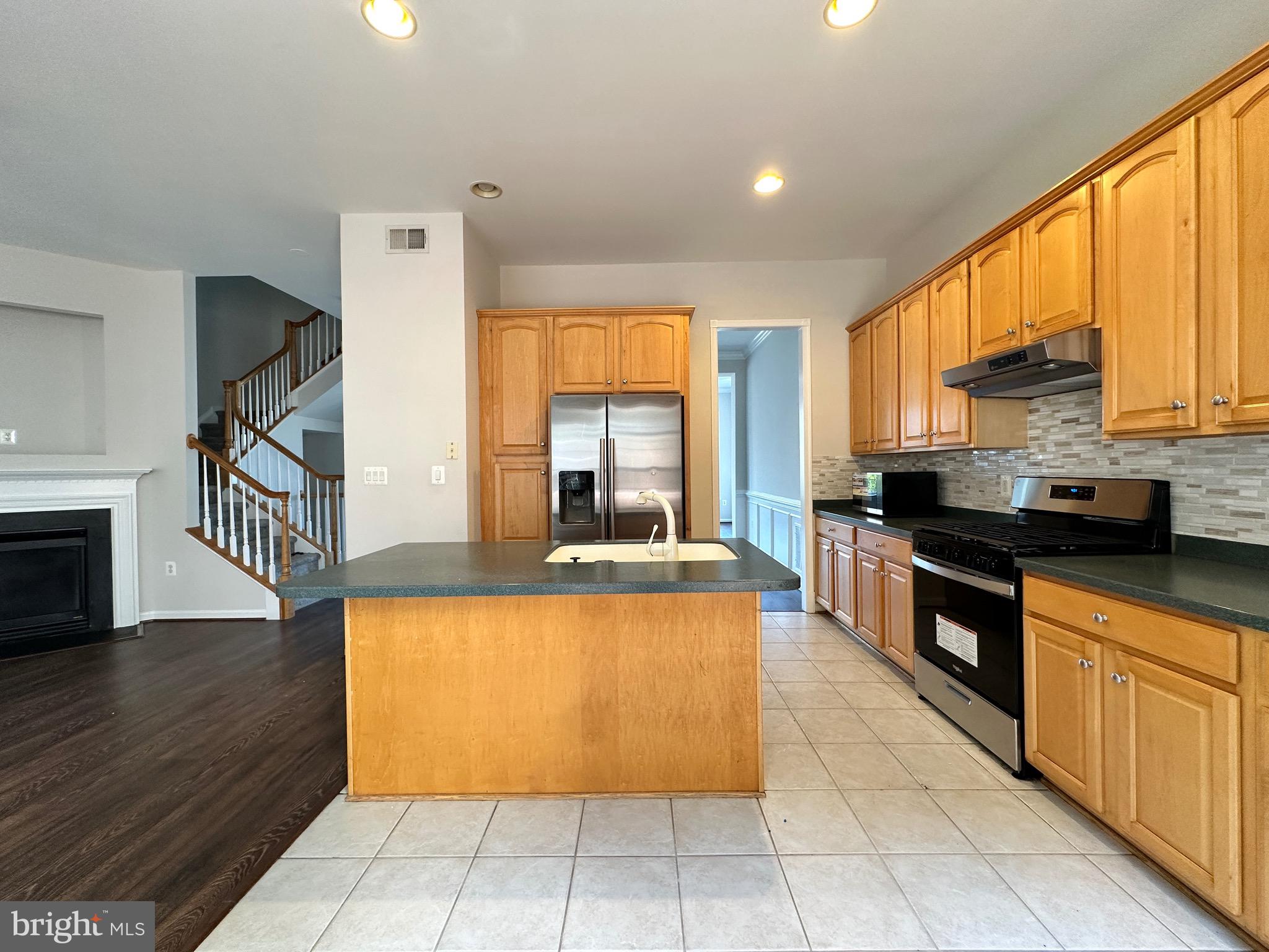 GREAT OAK - Residential Lease