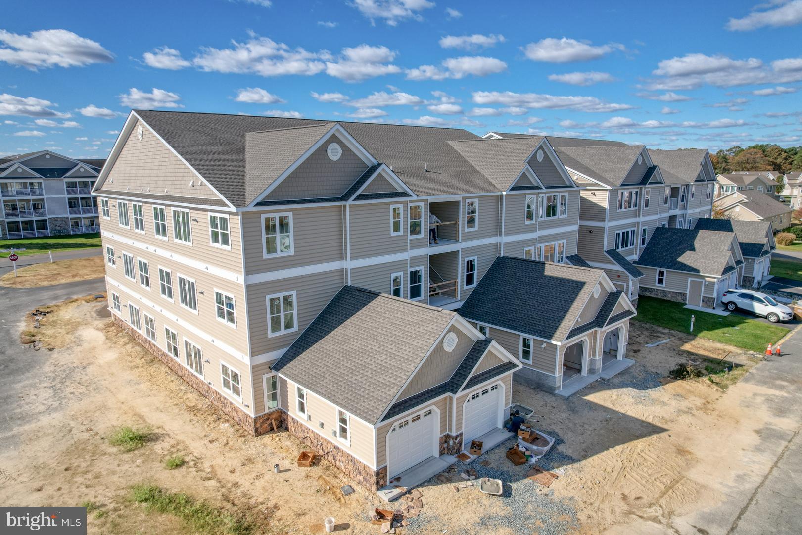 HEARTHSTONE MANOR - Residential