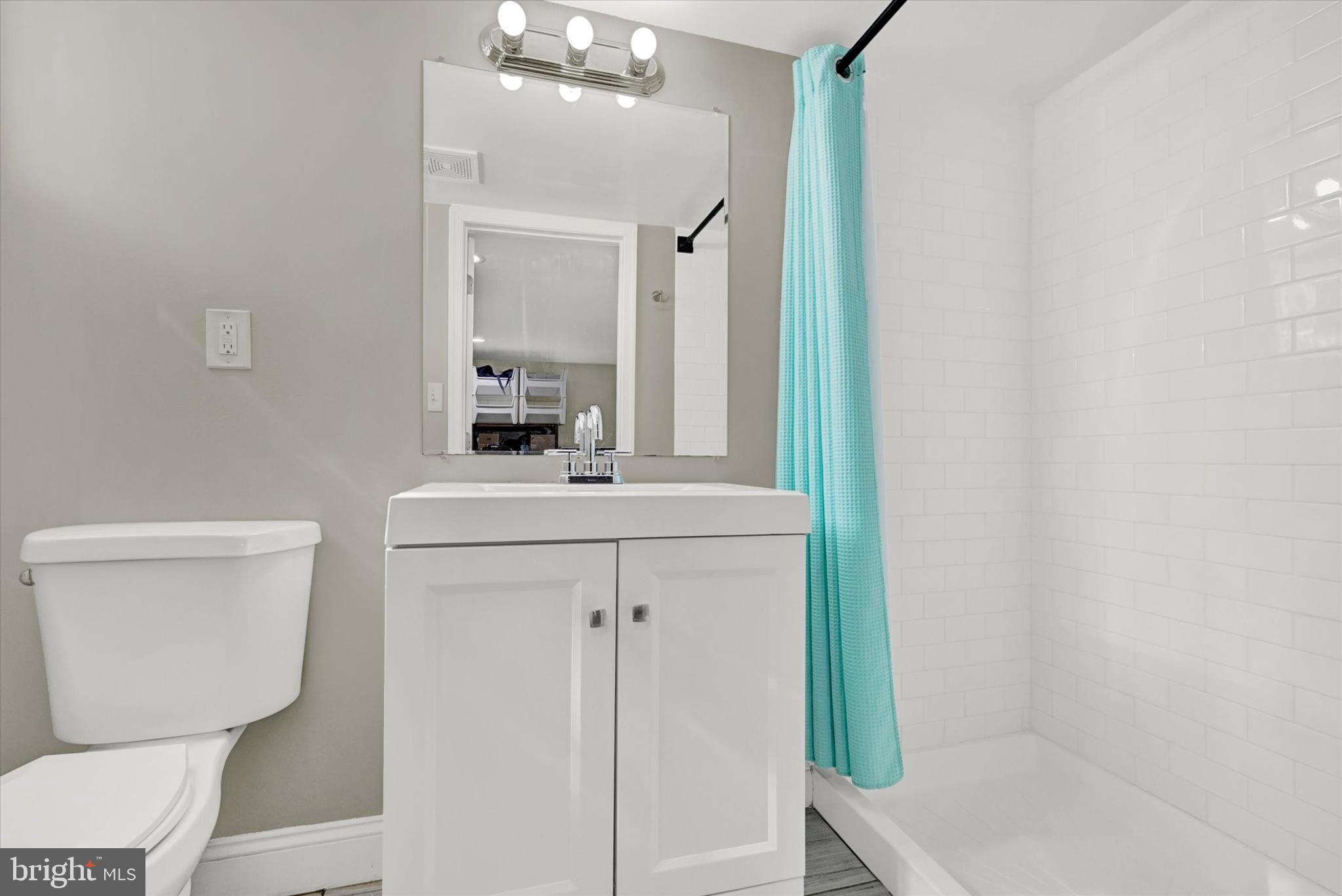 CHINQUAPIN PARK - Residential