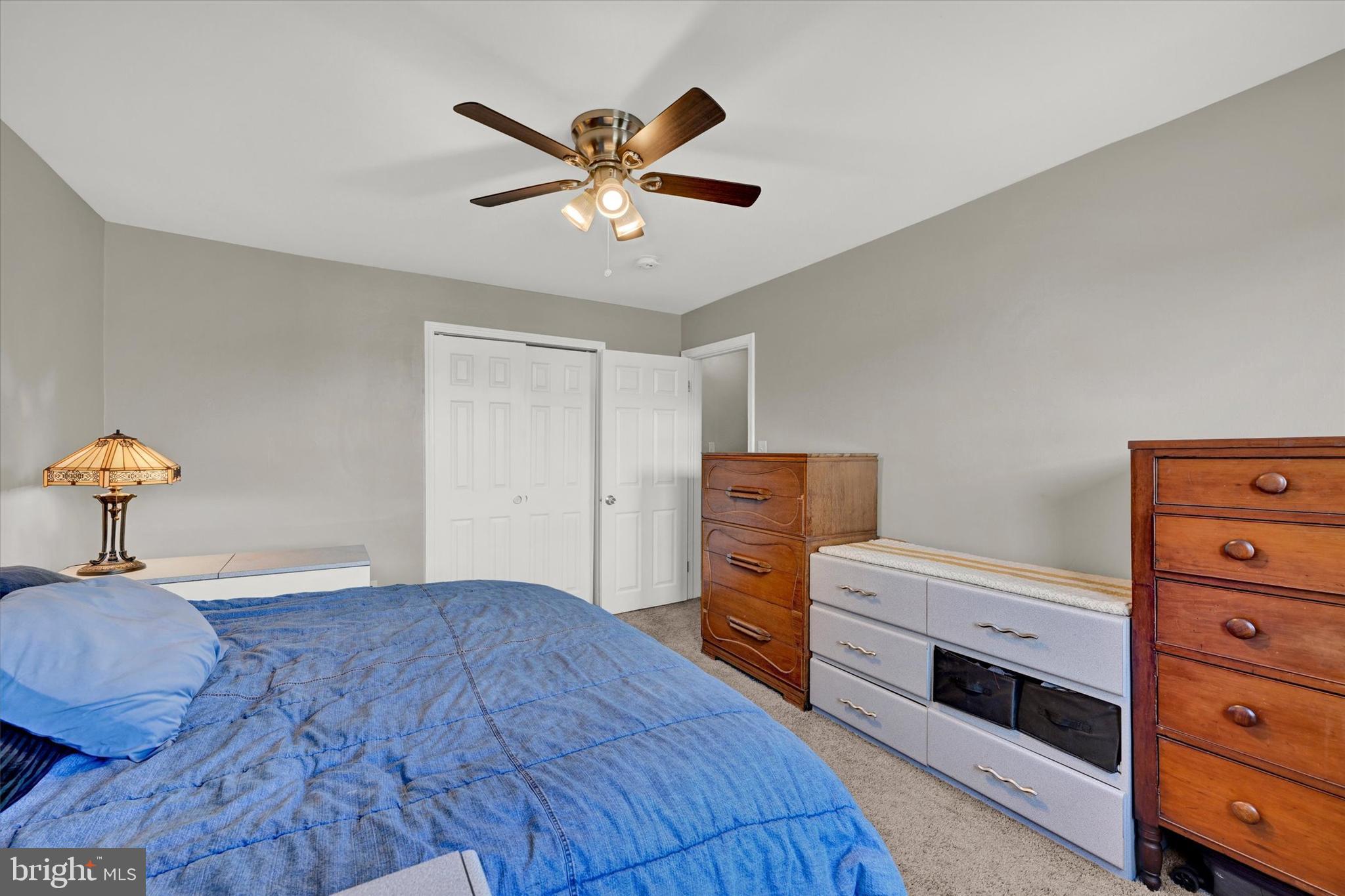 CHINQUAPIN PARK - Residential