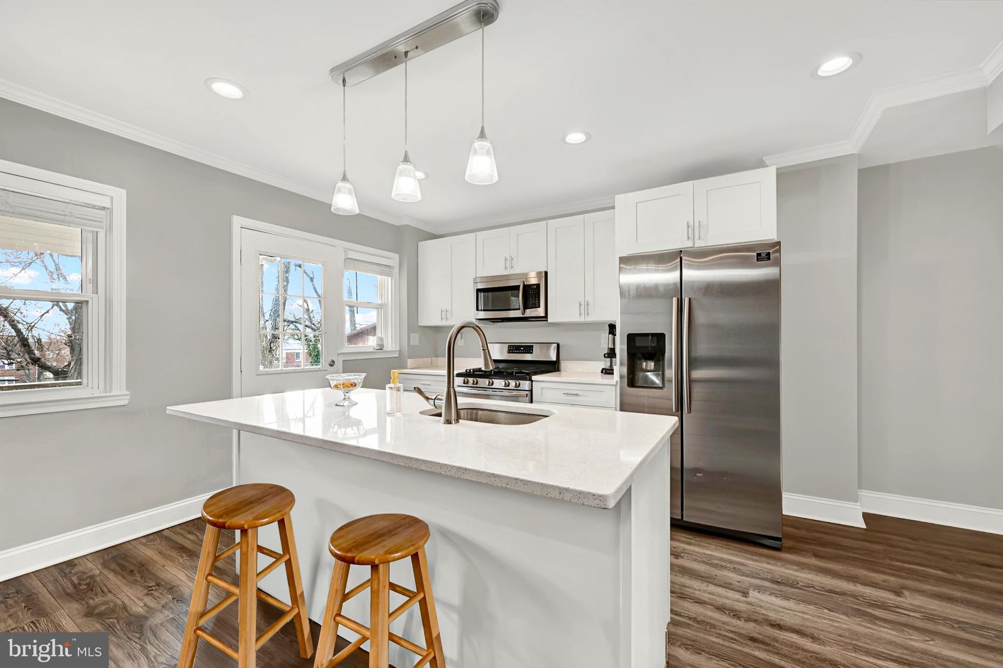 CHINQUAPIN PARK - Residential