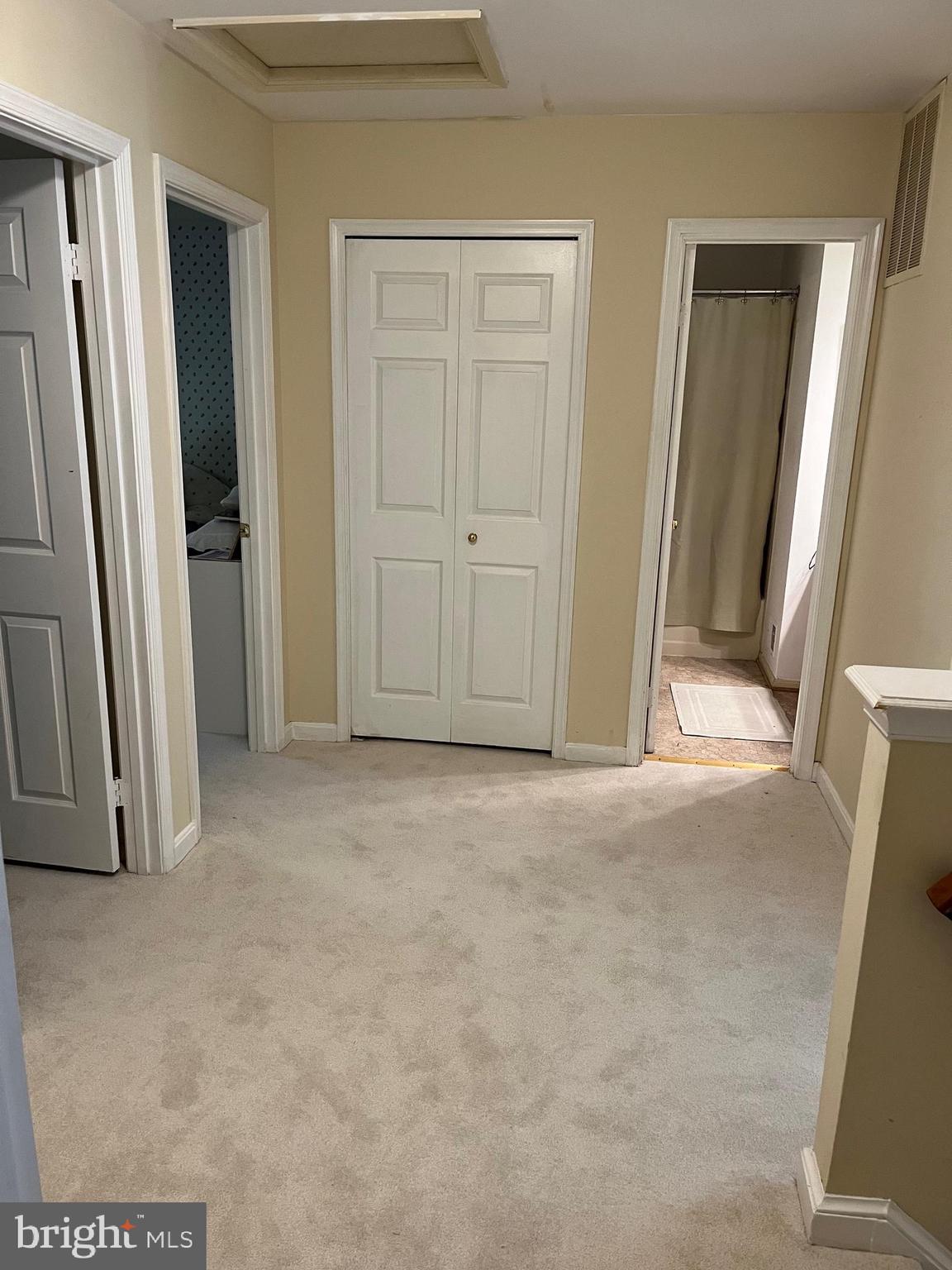 BENNINGTON WOODS - Residential