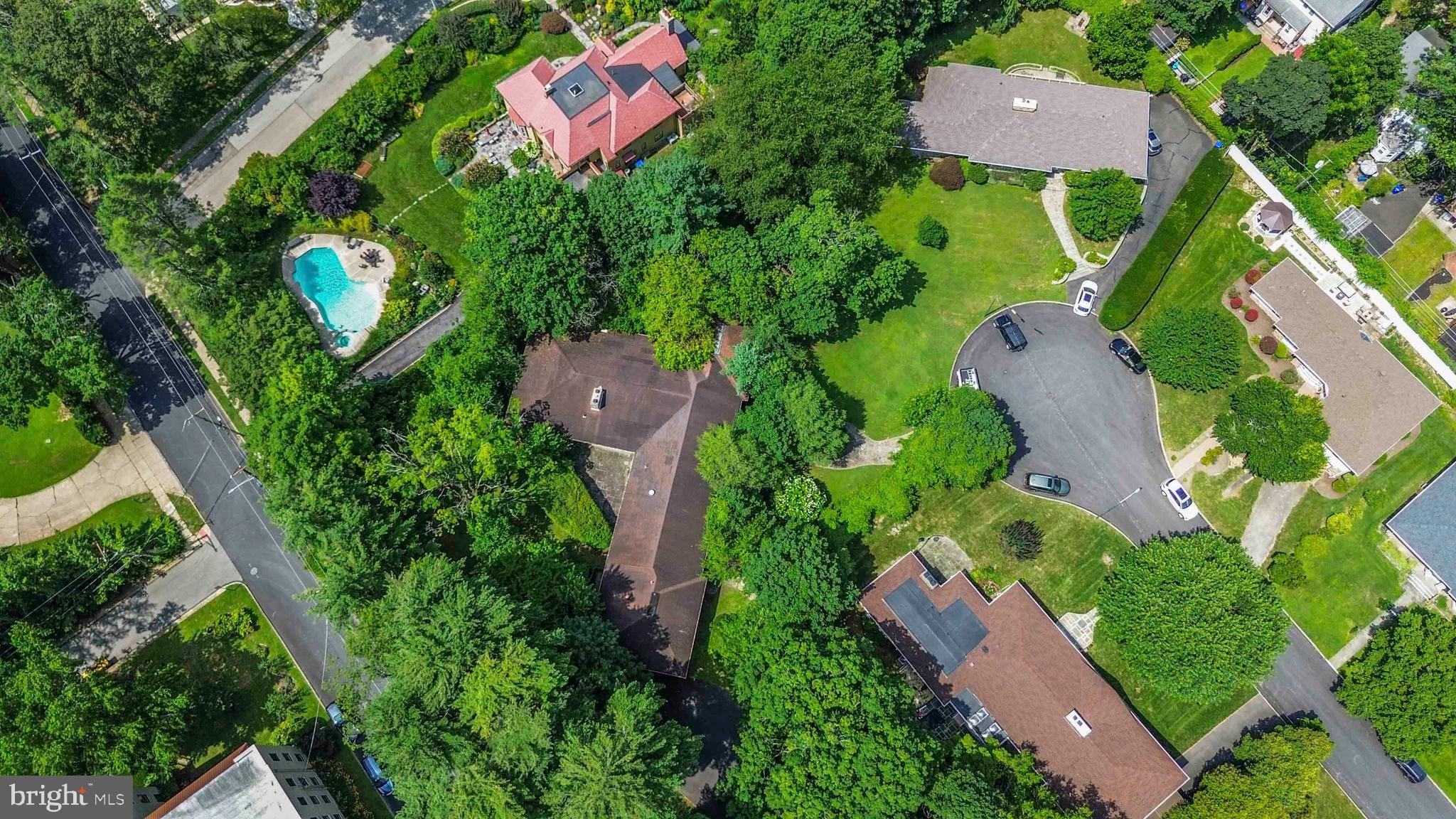 7901 GLEN OAK ROAD
