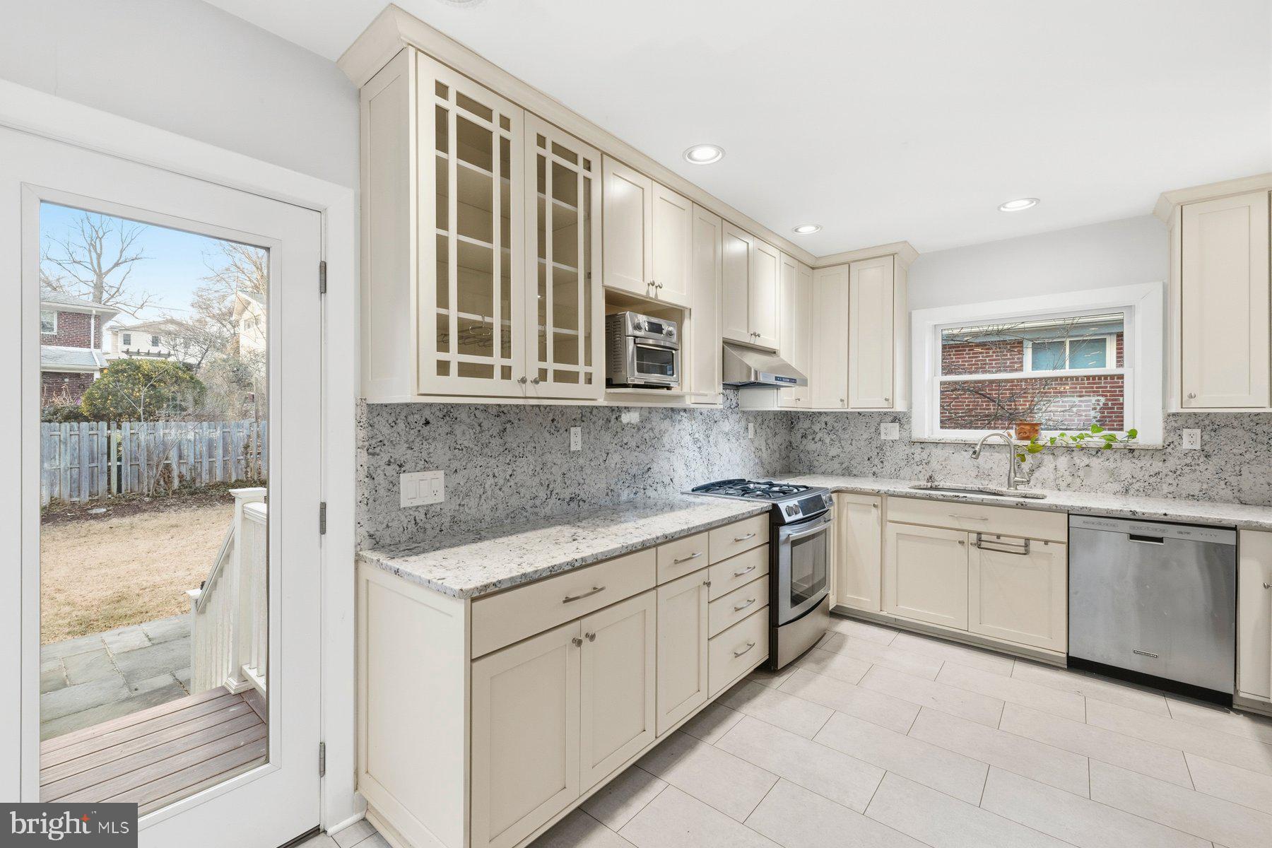 GARRETT PARK ESTATES - Residential