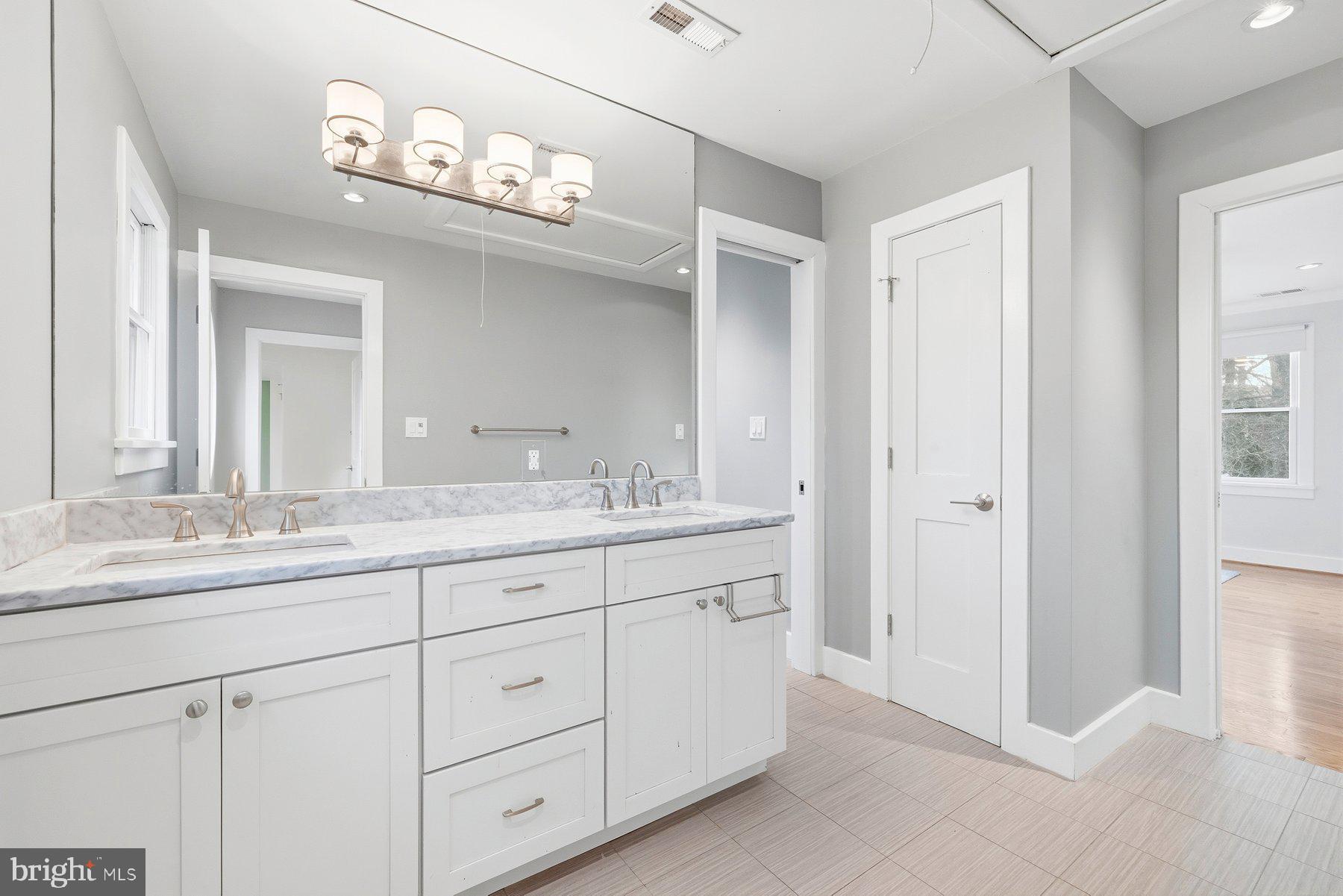 GARRETT PARK ESTATES - Residential