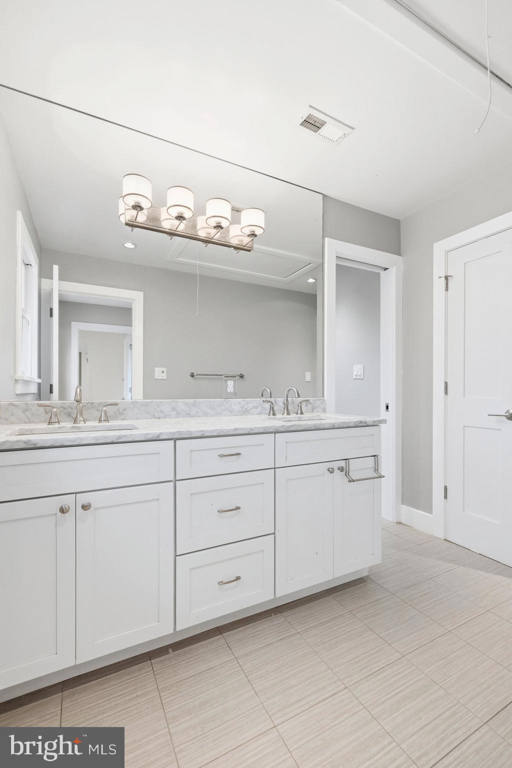 GARRETT PARK ESTATES - Residential