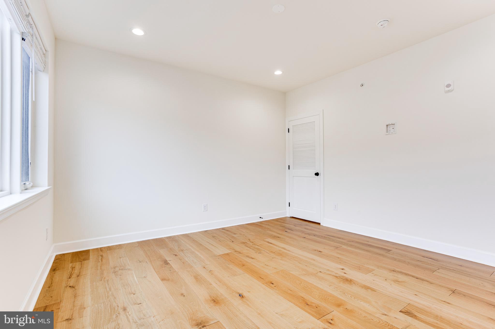 SOUTH KENSINGTON - Residential