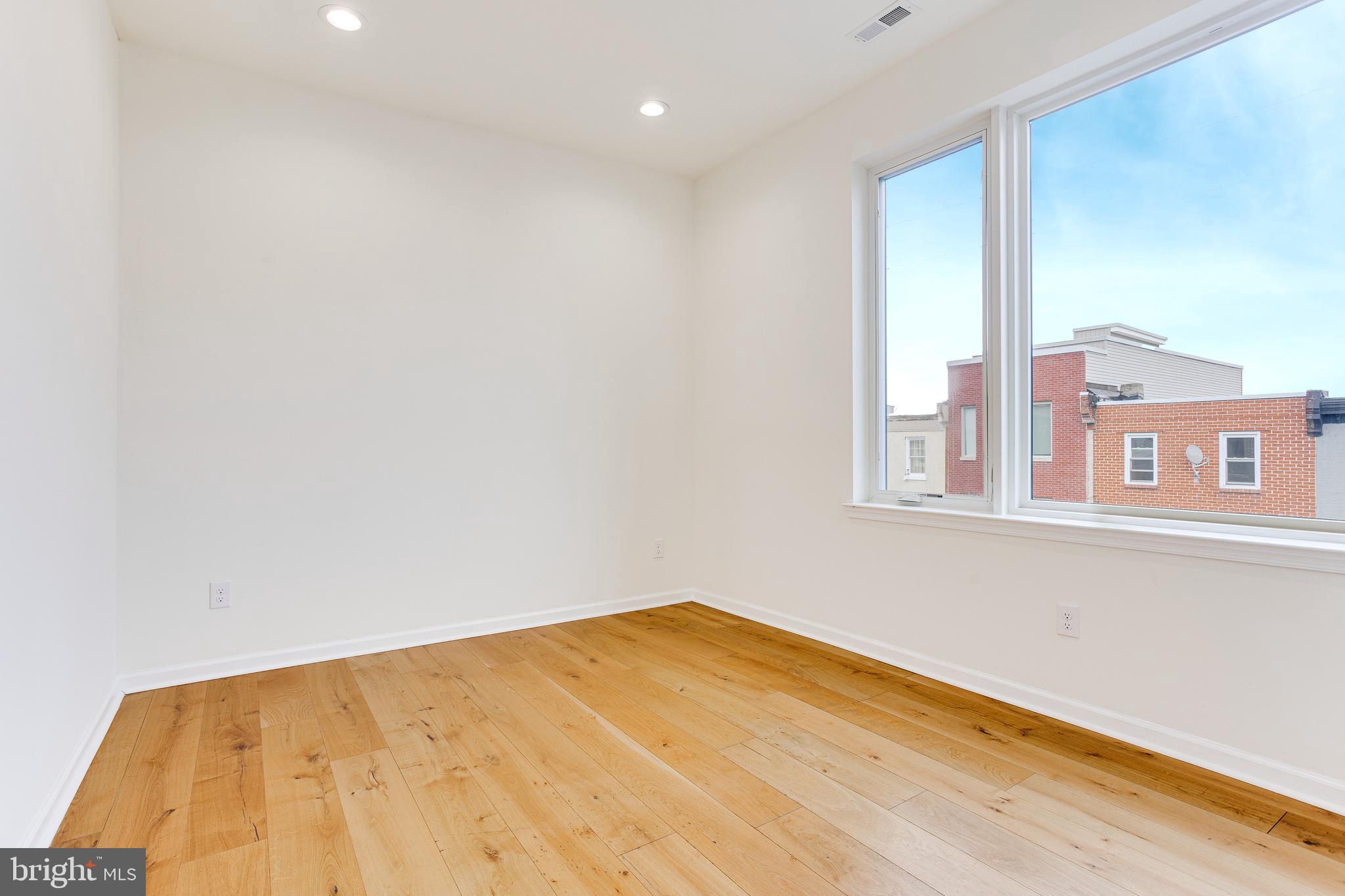 SOUTH KENSINGTON - Residential