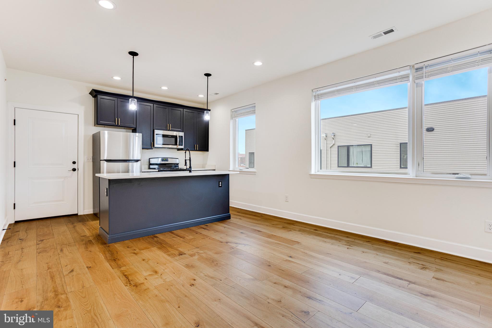 SOUTH KENSINGTON - Residential