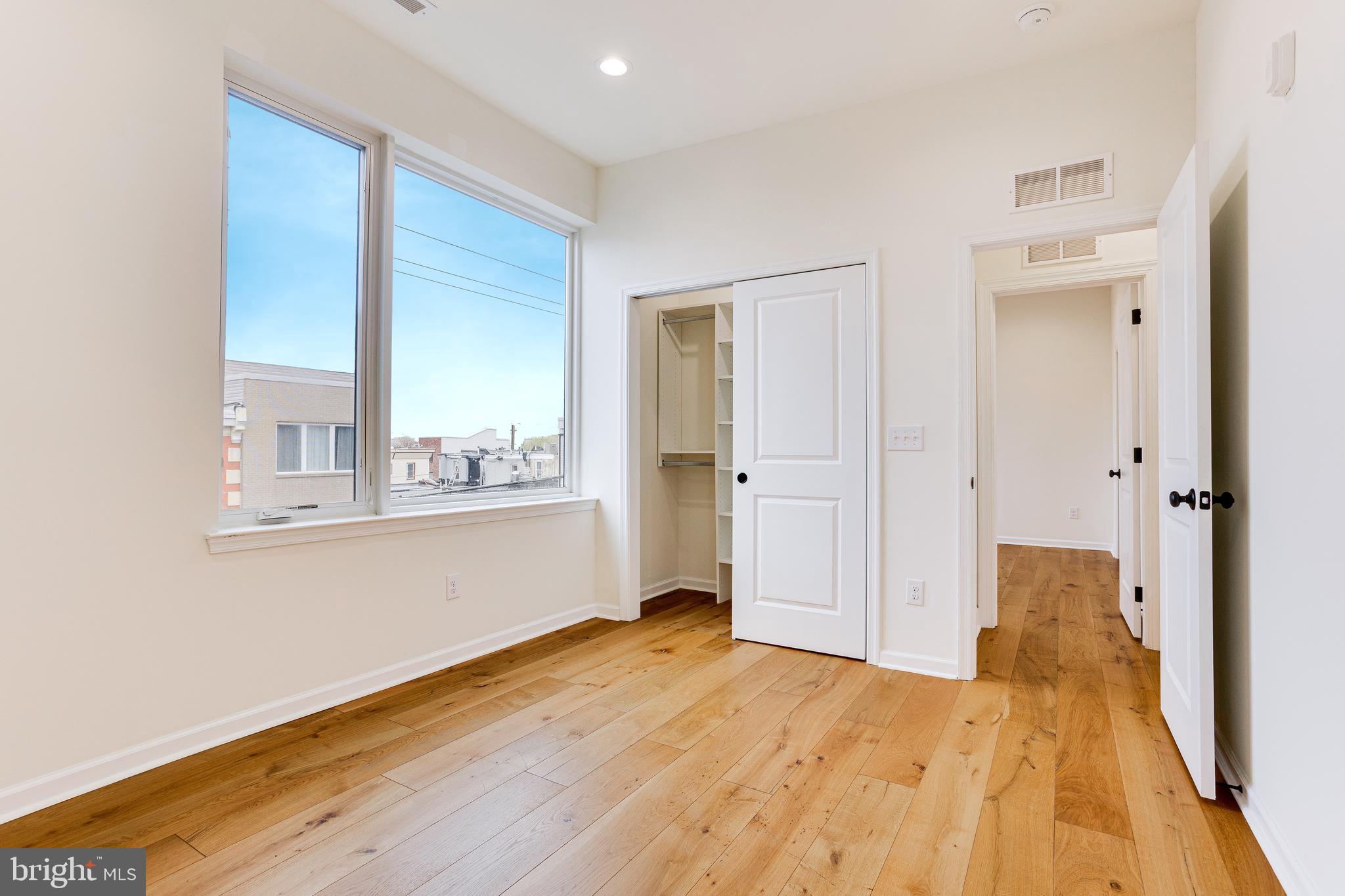 SOUTH KENSINGTON - Residential