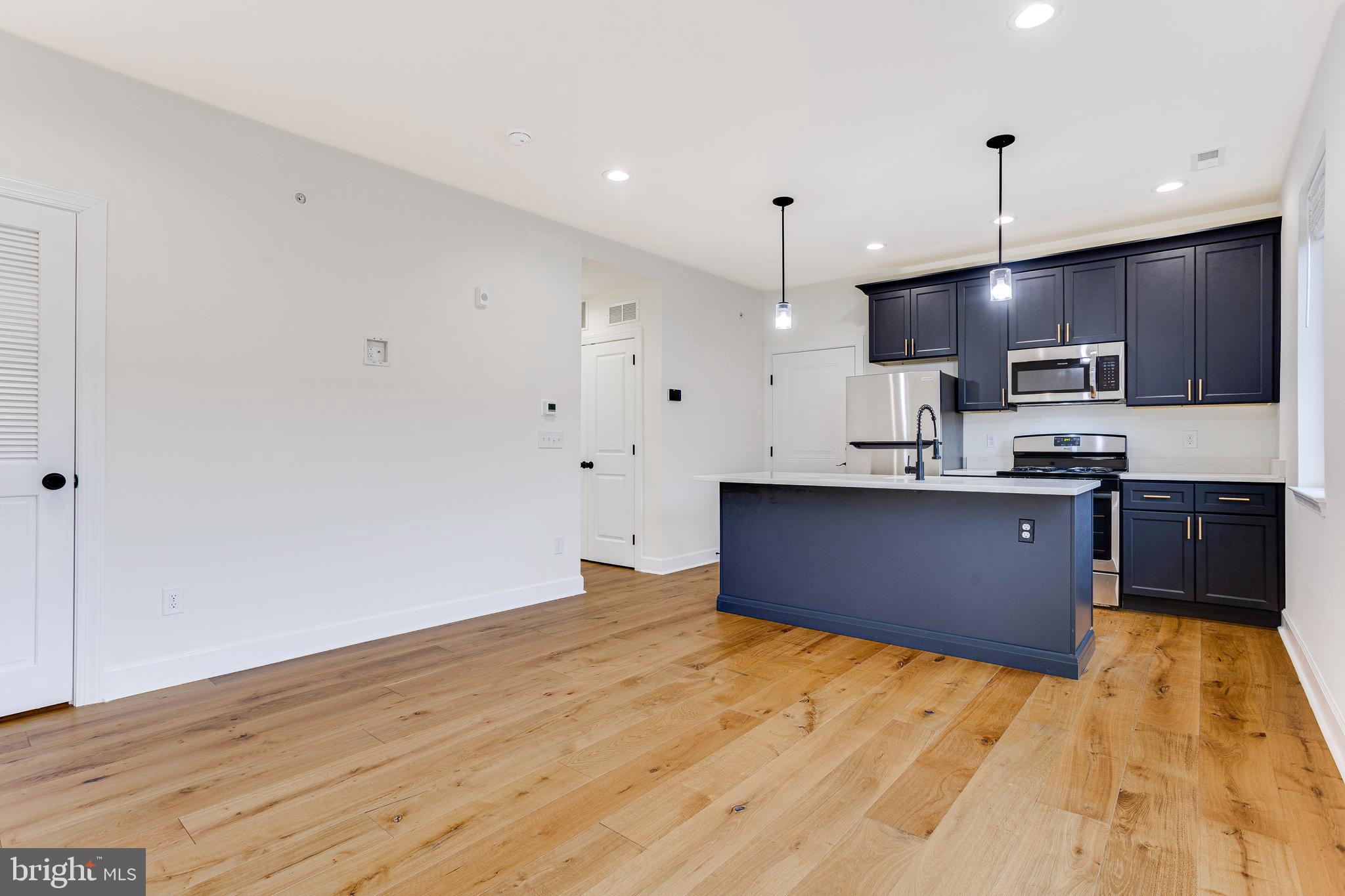 SOUTH KENSINGTON - Residential