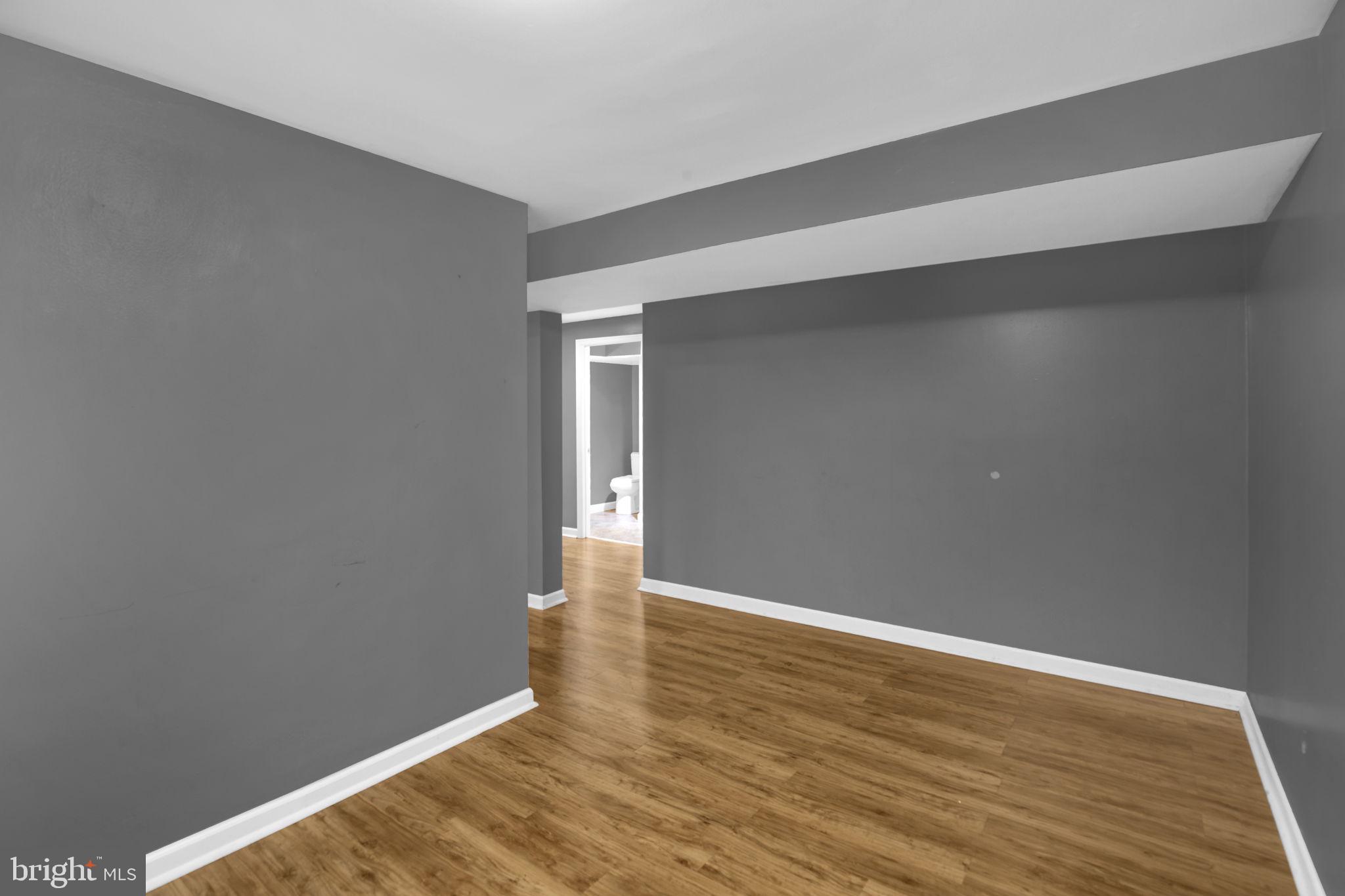 WHITFIELD GARDENS - Residential