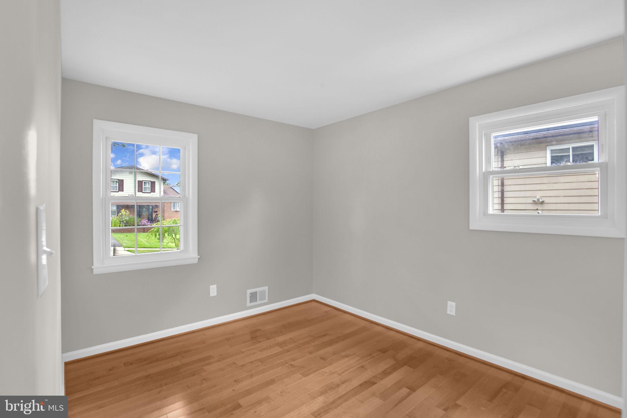 WHITFIELD GARDENS - Residential